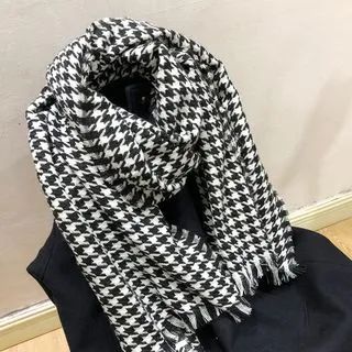 Houndstooth Scarf Black & White - One Size | YesStyle Global