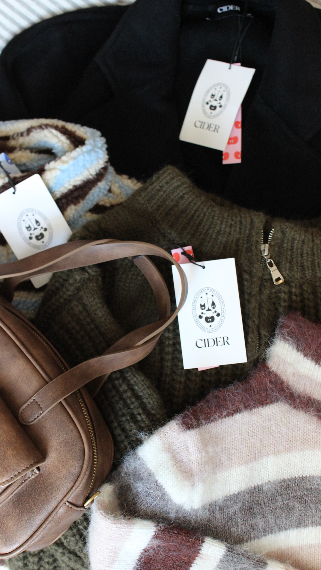 Cozy season is here 🤍 Sharing my favorite new knits from @cider — the perfect mix of comfy and chic for fall and winter days. Think oversized sweaters, chunky cardigans, and neutral layers you’ll wear on repeat 🍂✨

Shop my full Cider haul + cozy outfit ideas below!

#CiderStyle #CiderHaul #CozyOutfits #WinterSweaters #FallFashion #NeutralStyle #CozyKnitwear #OOTD #WardrobeEssentials #StyleInspo #FallHaul #WinterStyle #LTKFinds #LTKFall #LTKWinter #LTKfashion #LTKstyletip

#LTKstyletip #LTKfall #LTKwinter