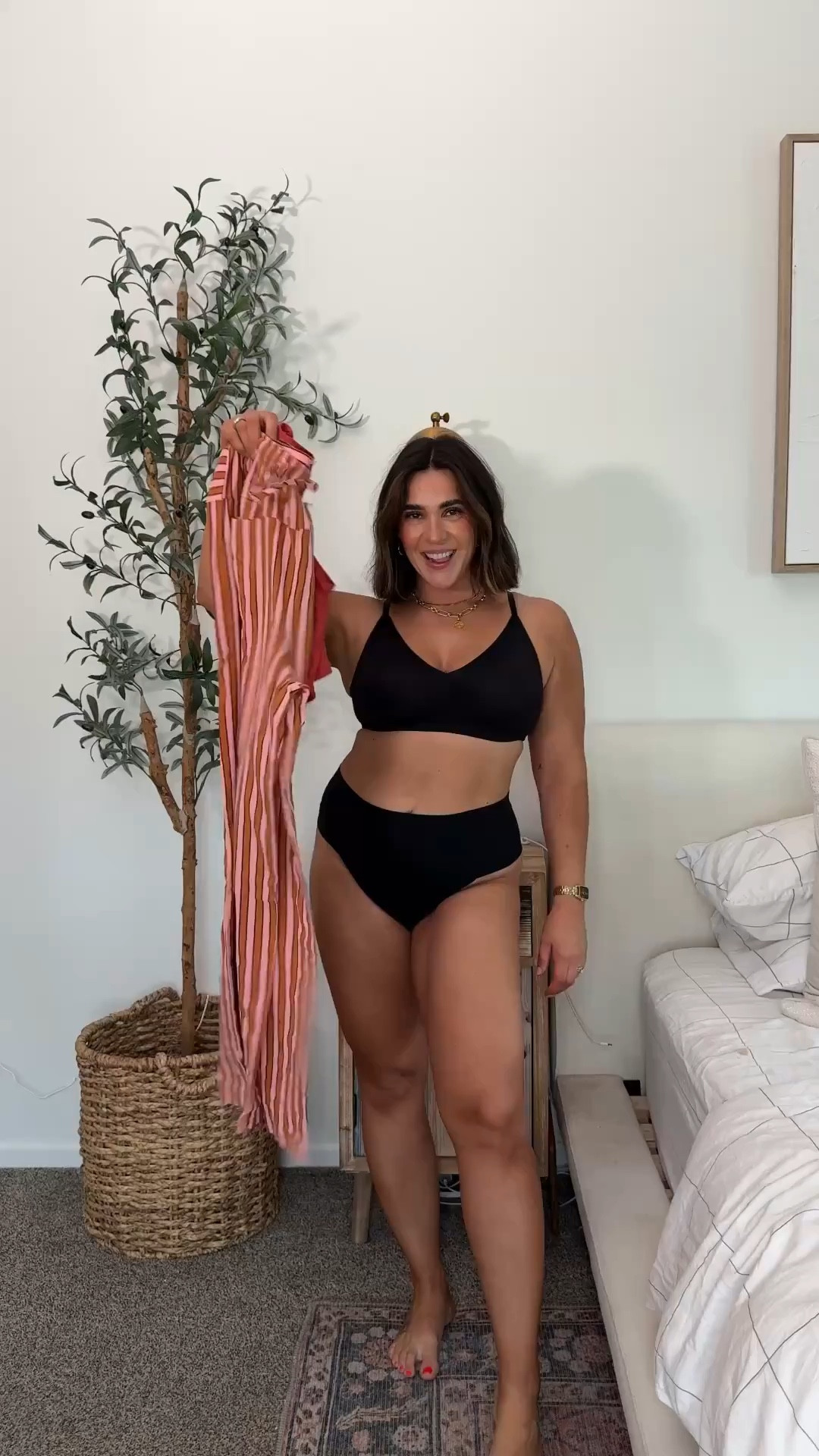 Spring uniform. Flowy pants size M (they run bigish and stretch out / sag) top: L. 

Midsize mom style for spring, resort wear, vacation, European, Europe, summer, casual. 

#LTKootd #LTKMidsize #LTKSeasonal