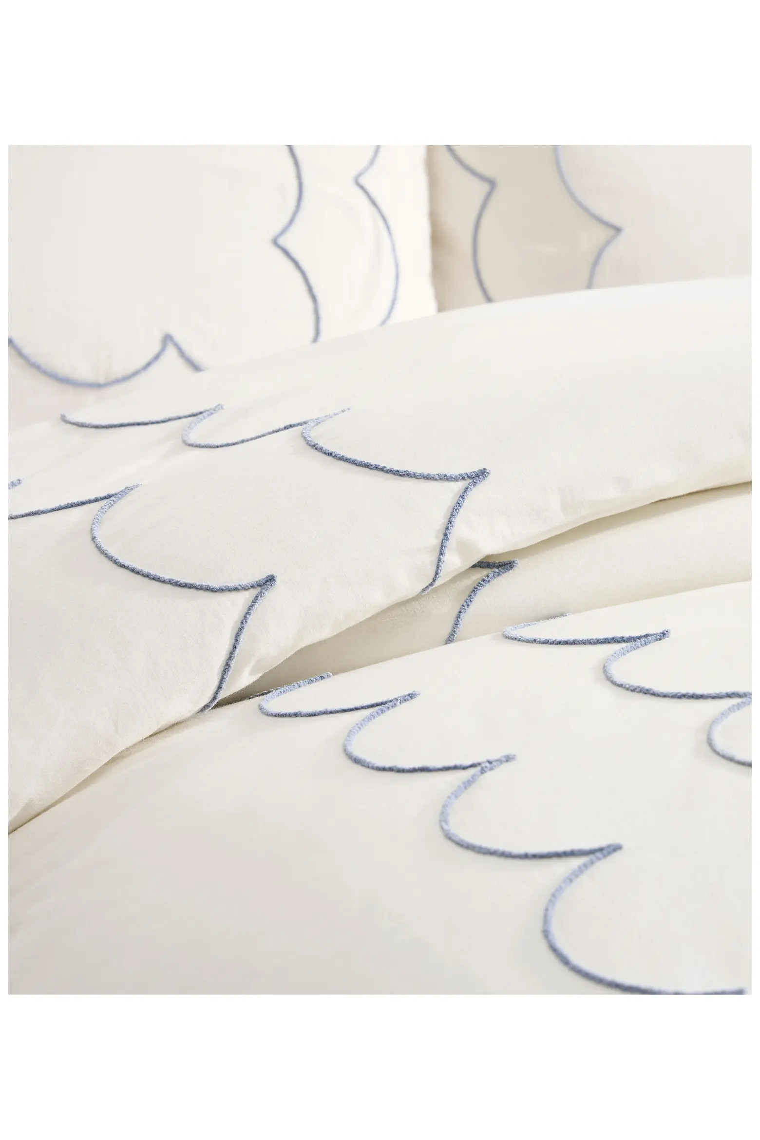 Daydream Scallop Duvet Cover & Pillow Shams Set | Nordstrom | Nordstrom