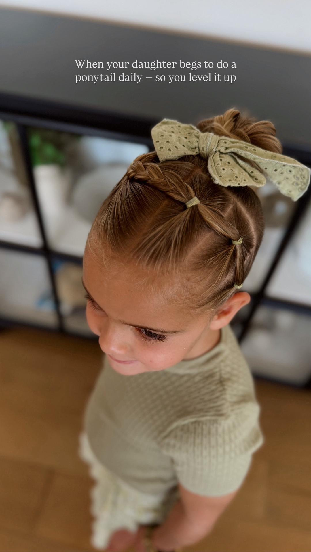 Cute girls hairstyle 