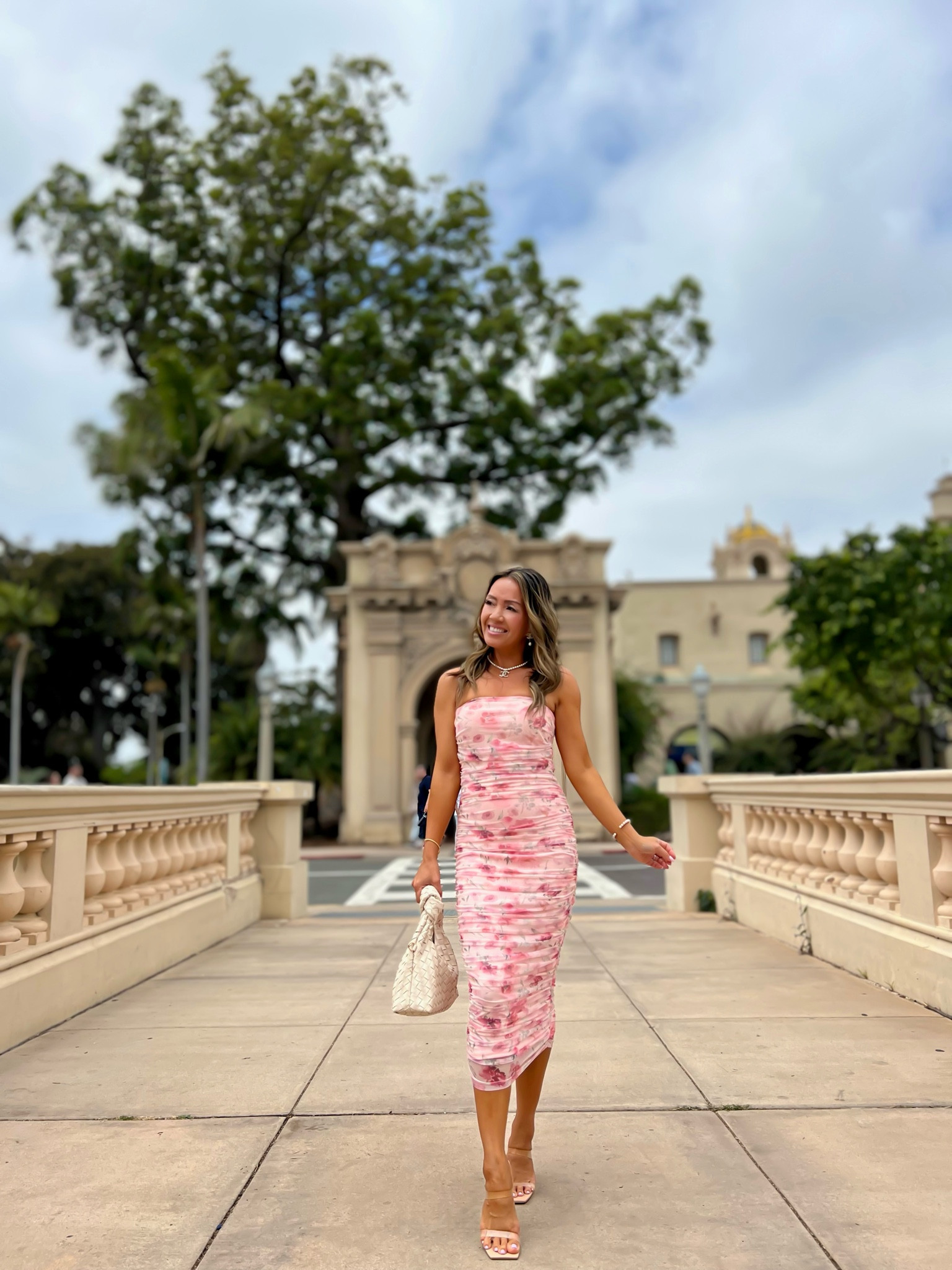 floral midi ruched wedding guest dress - wearing size XS 

under $50 

#LTKFindsUnder50 #LTKWedding