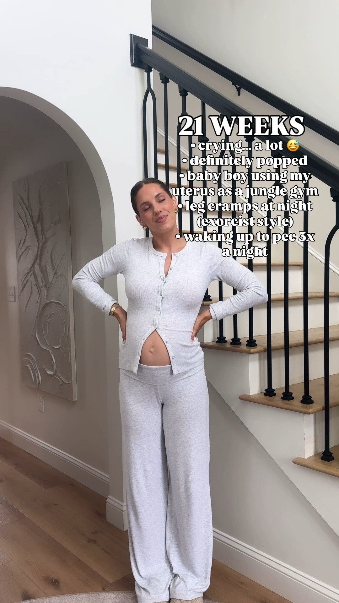 21 weeks lately 🤍 
• dreams are unhinged
• skin is struggling
• out of breath doing normal things
• craving sweet potato chips

anyone else pregnant dealing with these? 😅

#pregnancy #secondtrimester #symptoms #bump #bumpdate

(Wearing size xs) 

#LTKootd #LTKdayinmylife #LTKBump
