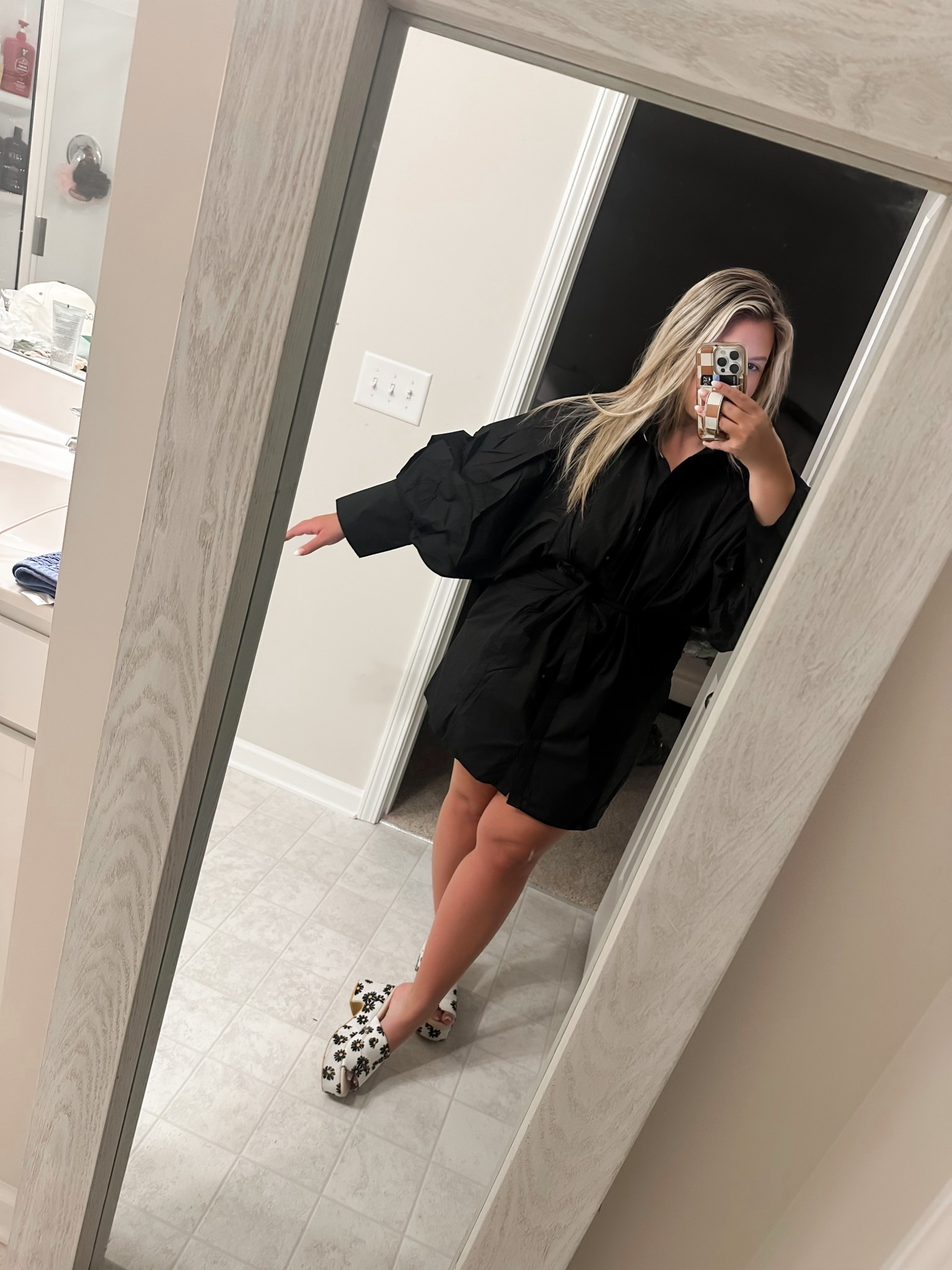🖤 The little black dress you need this fall 🖤

This staple piece from These Three Boutique is perfect for everything — work, date night, or girls’ night out. Dress it up with heels or keep it chic with boots for the ultimate fall transition look 🍂✨

#TheseThreeBoutique #LTKFallStyle #WardrobeStaple

#LTKWorkwear #LTKStyleTip #LTKPetite