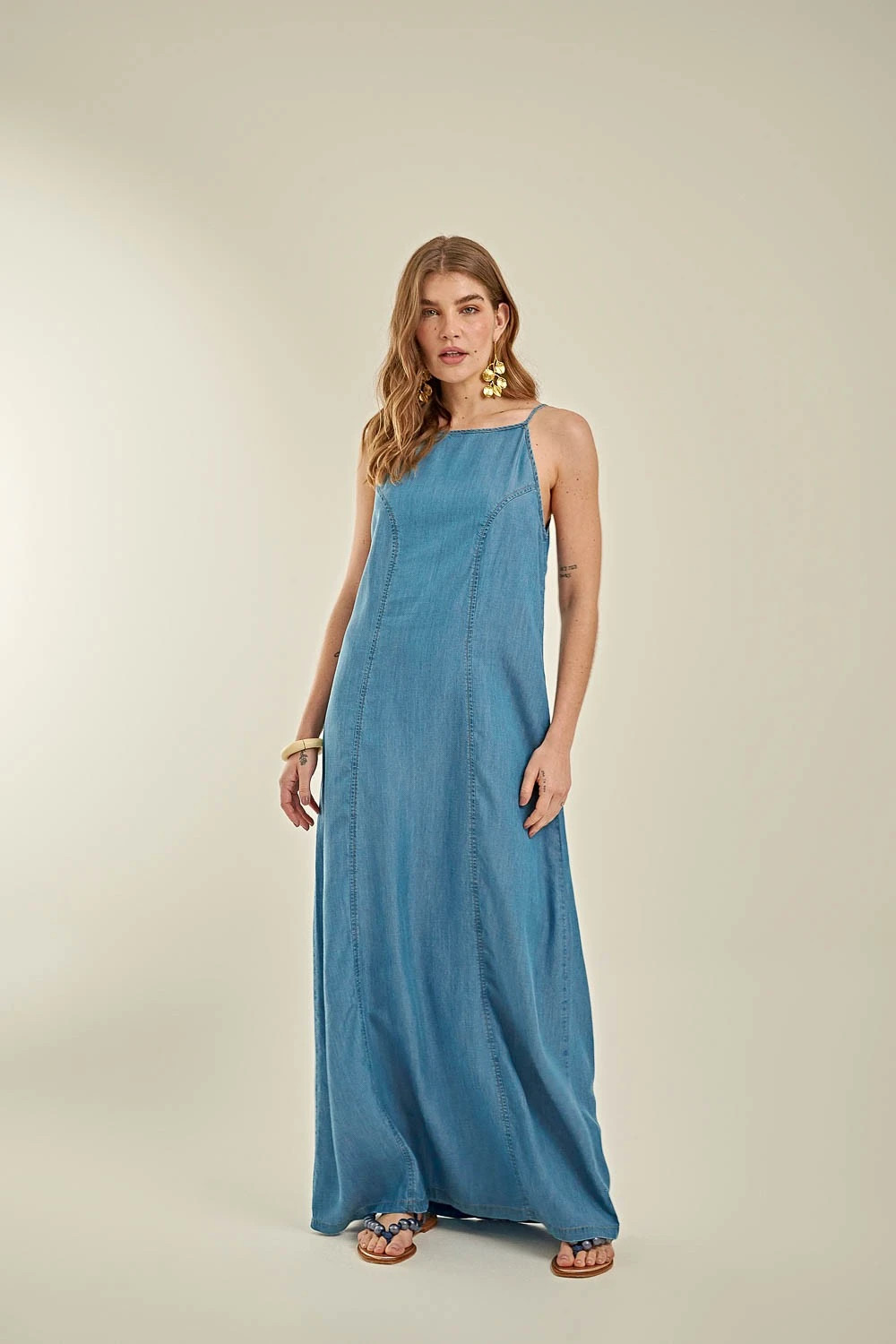 VESTIDO LONGO BIANZA EM JEANS | Linda de Morrer (BR)