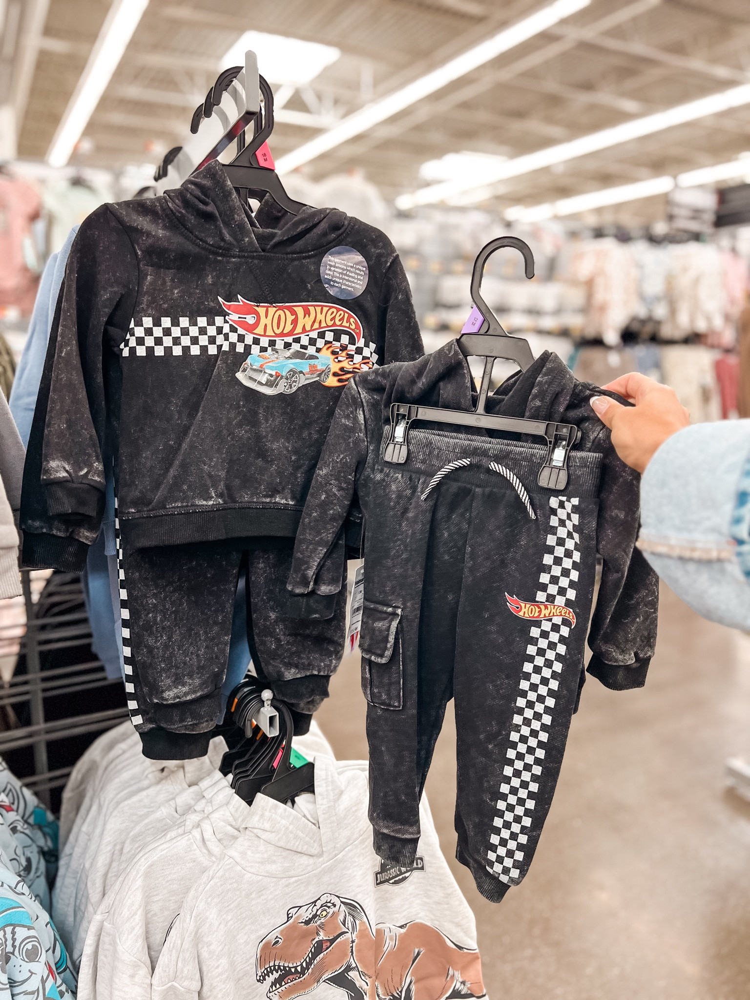 Toddler boy hot wheels set


#LTKGiftGuide #LTKKids