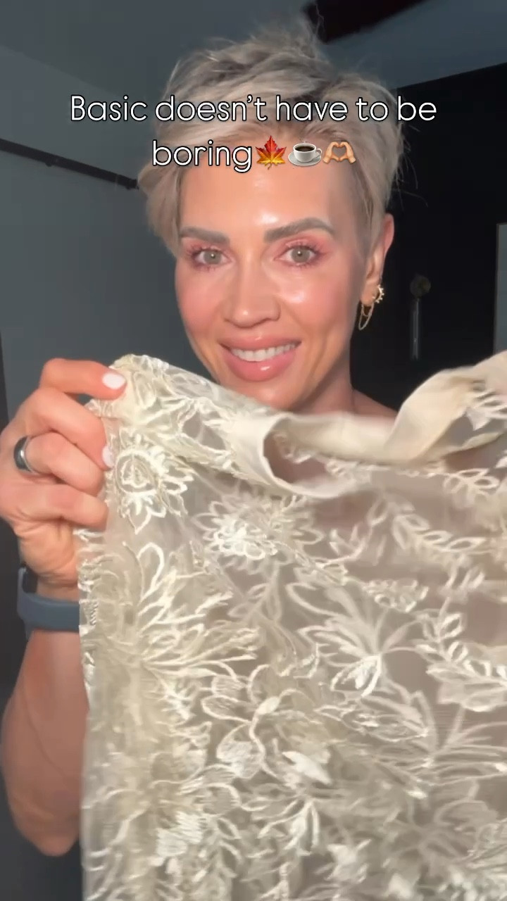 🍁🍂☕️This laced embroidered blouse just took casual up a notch😏

#LTKStyleTip #LTKBeauty #LTKFindsUnder50