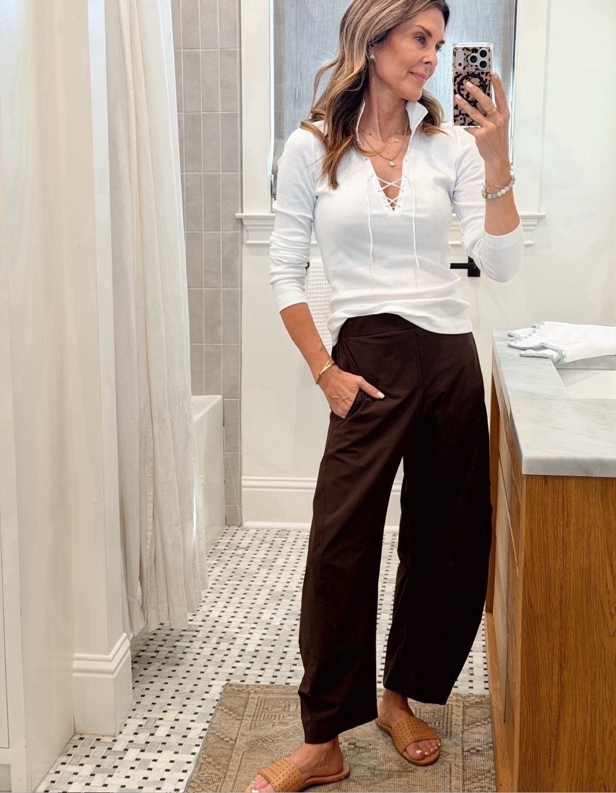 I’m 5’6’’
-Ruti pant TTS
-Anthropologie top TRS

#LTKSeasonal #LTKootd #LTKOver40