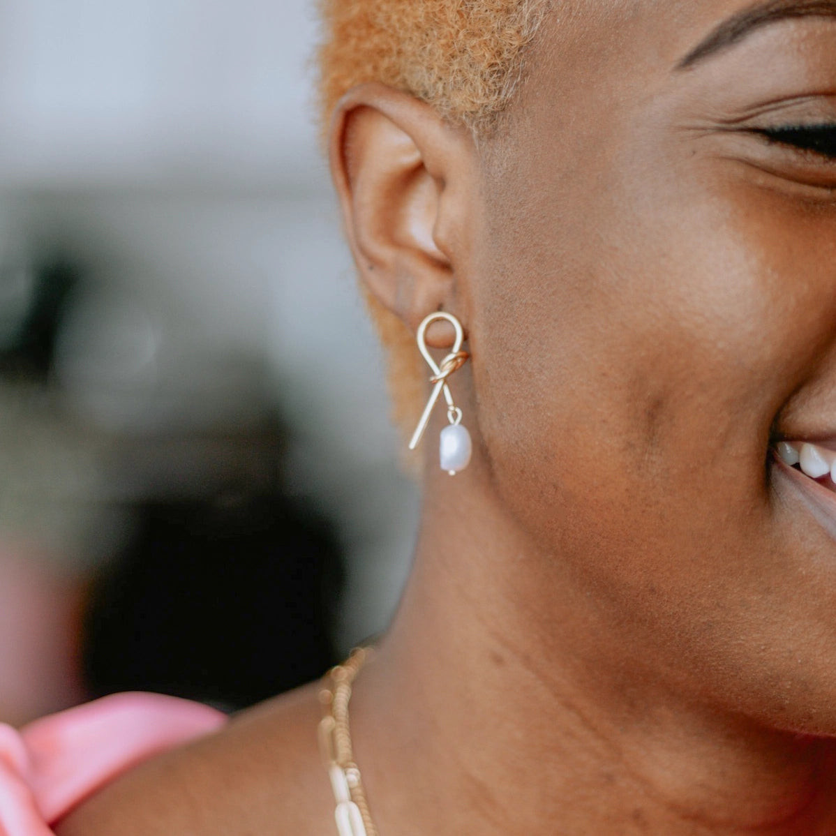 Kylie Knotted Pearl Gold Earrings | Victoria Emerson