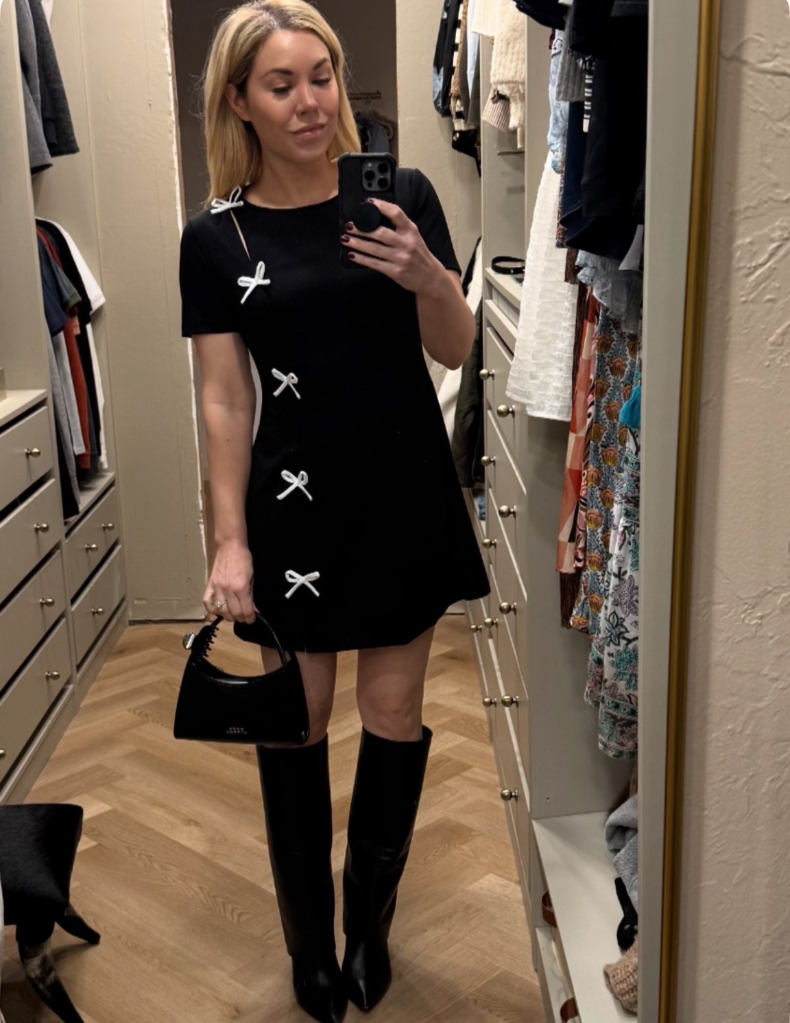 Amazon dress - so cute! Runs TTS wearing the small


#LTKFindsUnder50 #LTKgrwm #LTKootd