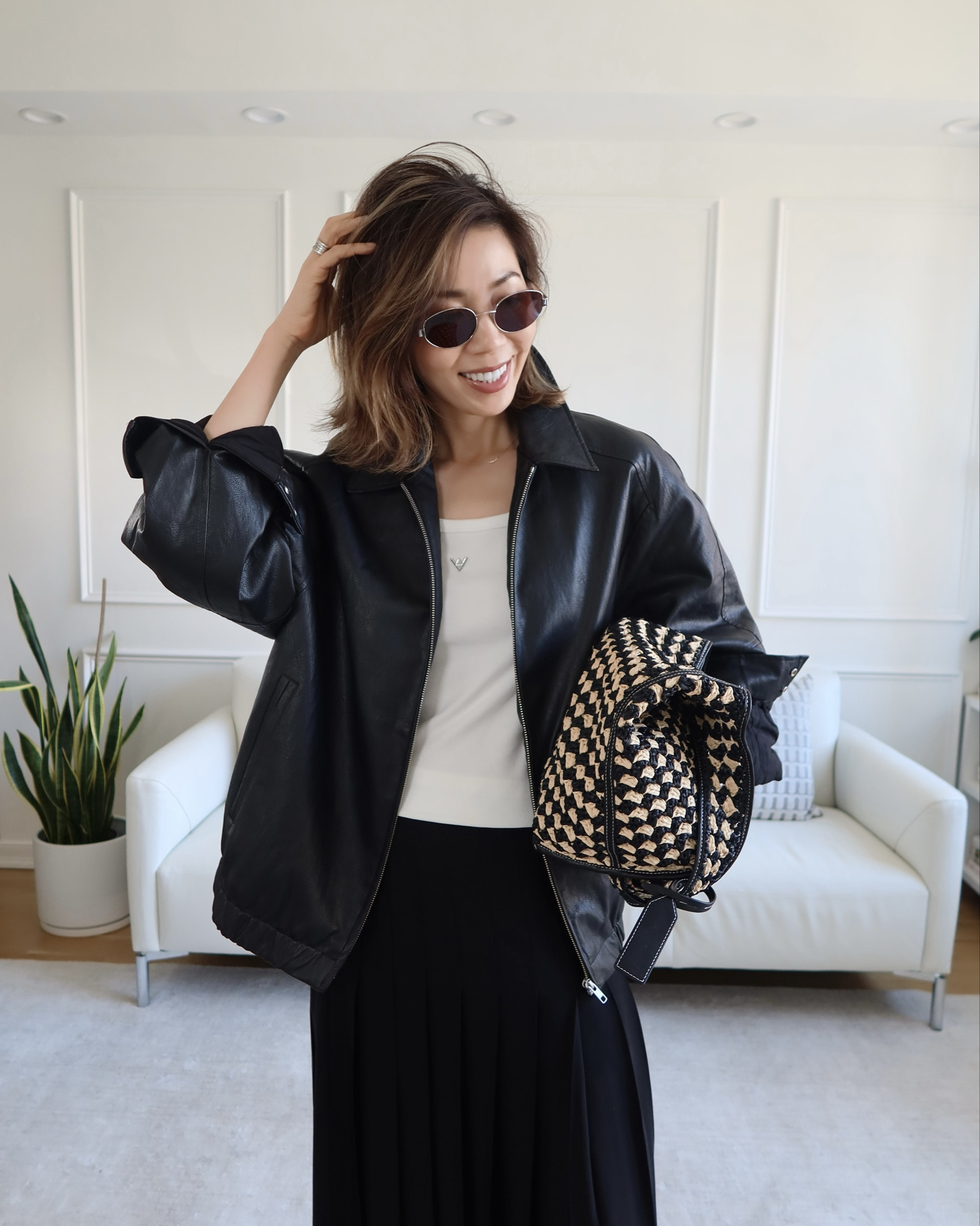 Black and white. @oakandfort 

#LTKOver40 #LTKootd #LTKMidsize