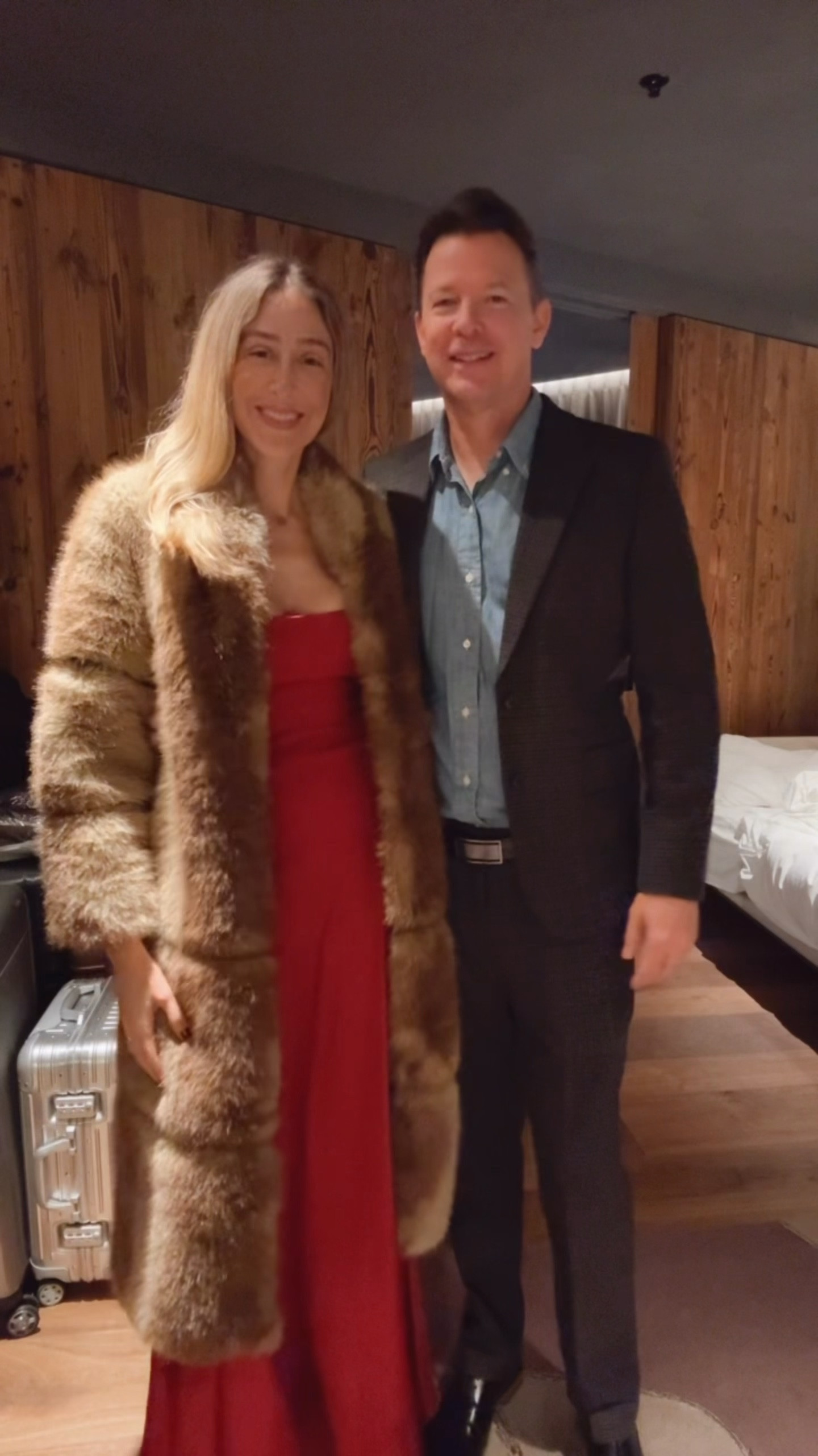 Elegant  winter outfit 
I’m in love with this date night outfit that it’s perfect for this season and for the holidays! 
Warm and elegant, fits true to size and I’m wearing size small 


#LTKU #LTKSeasonal #LTKHoliday