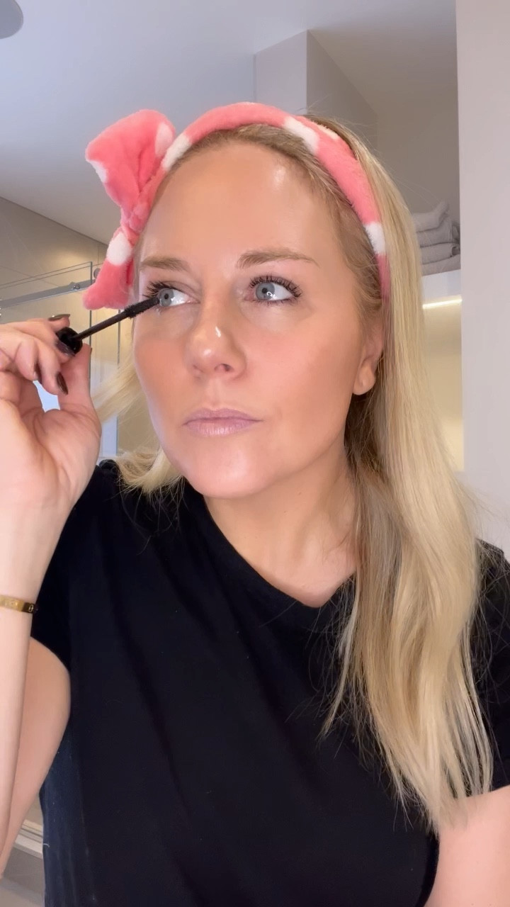 Weekend morning with my favorite products  

#LTKbeauty #LTKFind #LTKGiftGuide