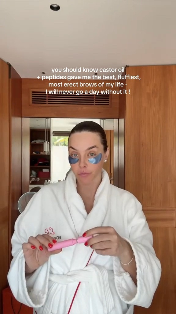 I will never skip The Skinny Confidential brow peptide in my morning & night routine 🤍

#LTKSeasonal #LTKBeauty #LTKStyleTip