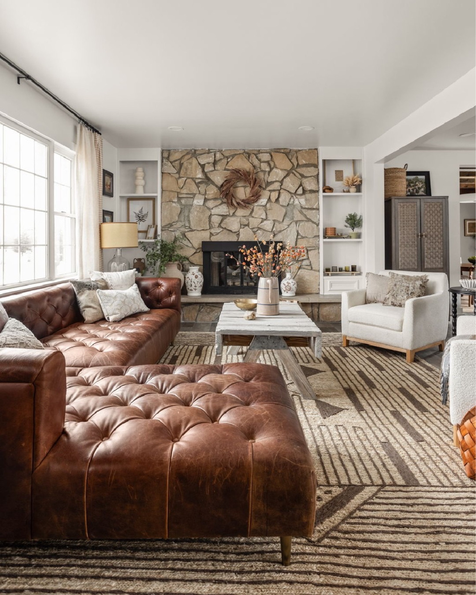 Perfectly cozy, with the right combination of modern rustic charm.

#LTKhome