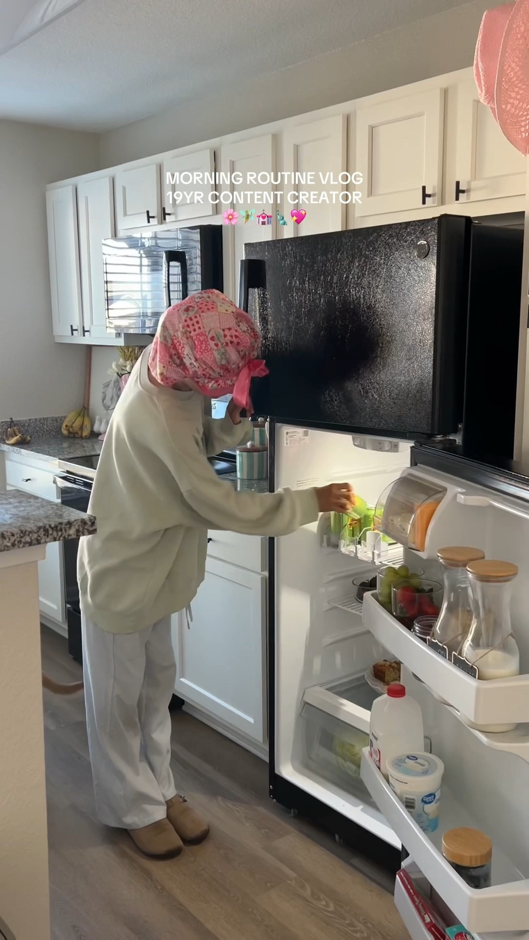 it’s a cold morning around here 🥶🌸🧚🏼💒🗽 I am not a fan of 30 degree weather at all! It is just too cold for me! I like a nice 70-80 where I can wear jeans or shorts and be comfortable!🗽

#LTKmorningroutine #LTKvlog #LTKdayinmylife