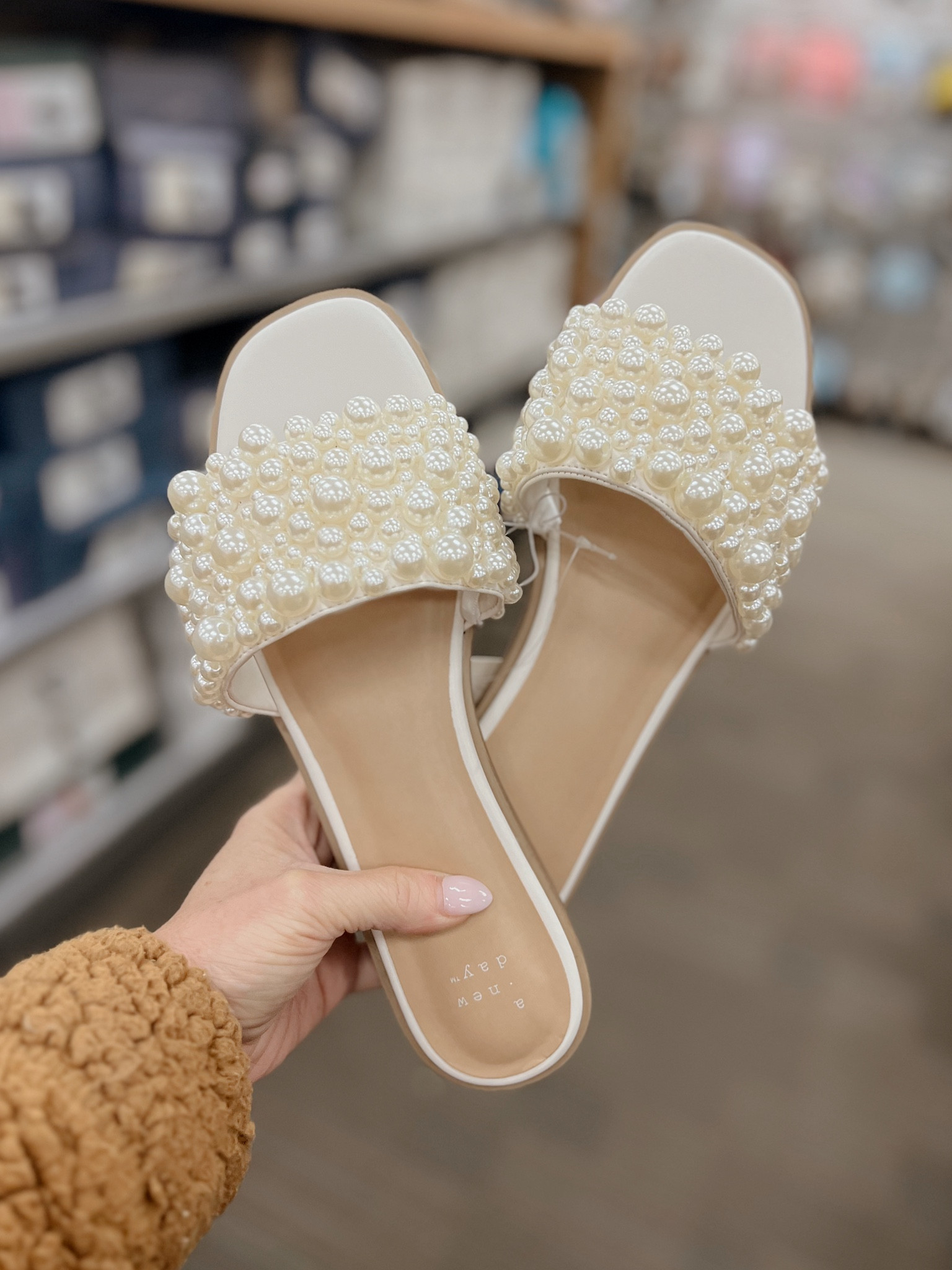 Spring ivory pearl beaded slides sandals, spring summer shoes, spring break, vacation sandals

#LTKshoecrush #LTKstyletip #LTKfindsunder50