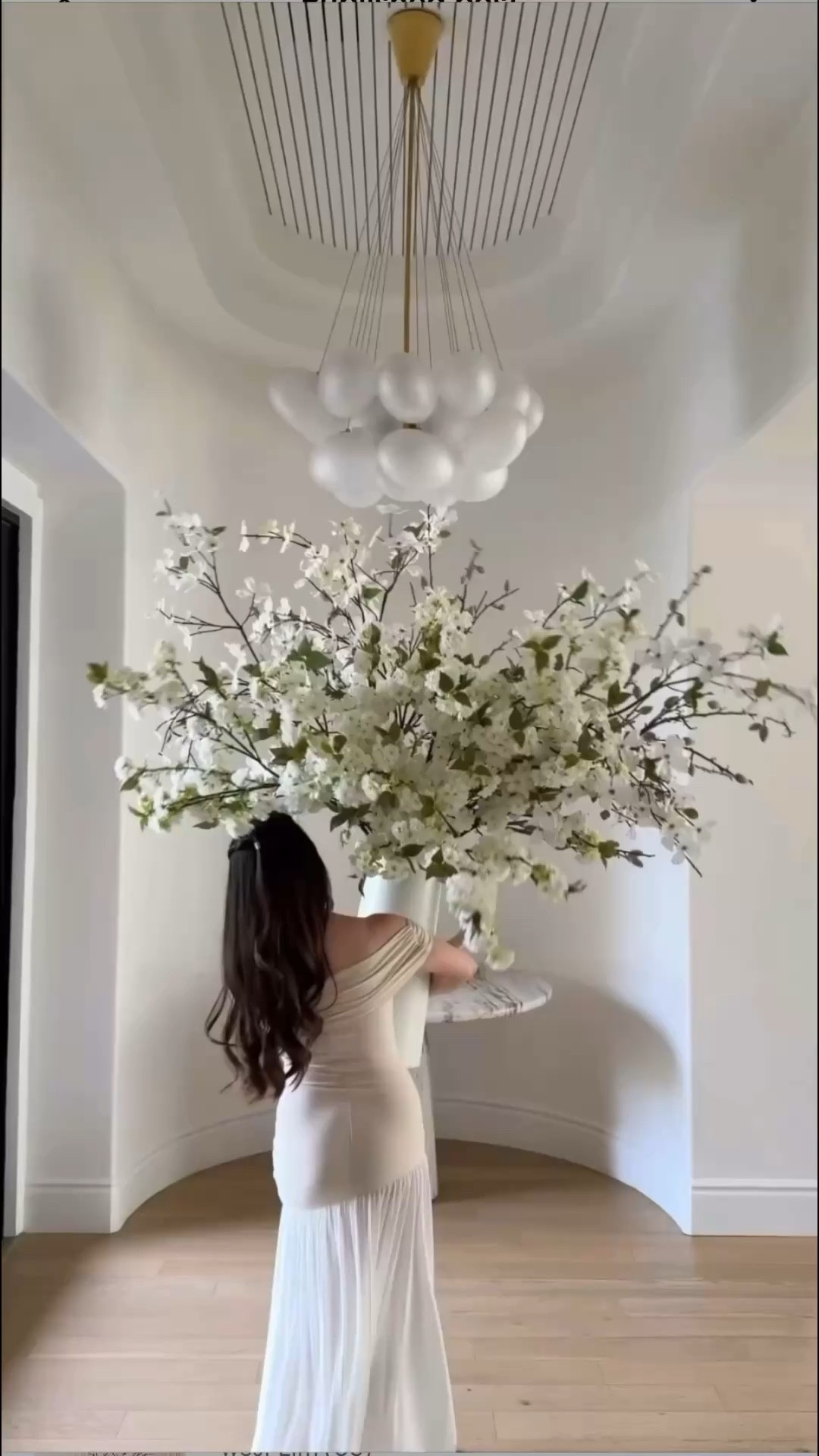 Spring styling 🐇

#LTKdayinmylife #LTKmomlife #LTKHome