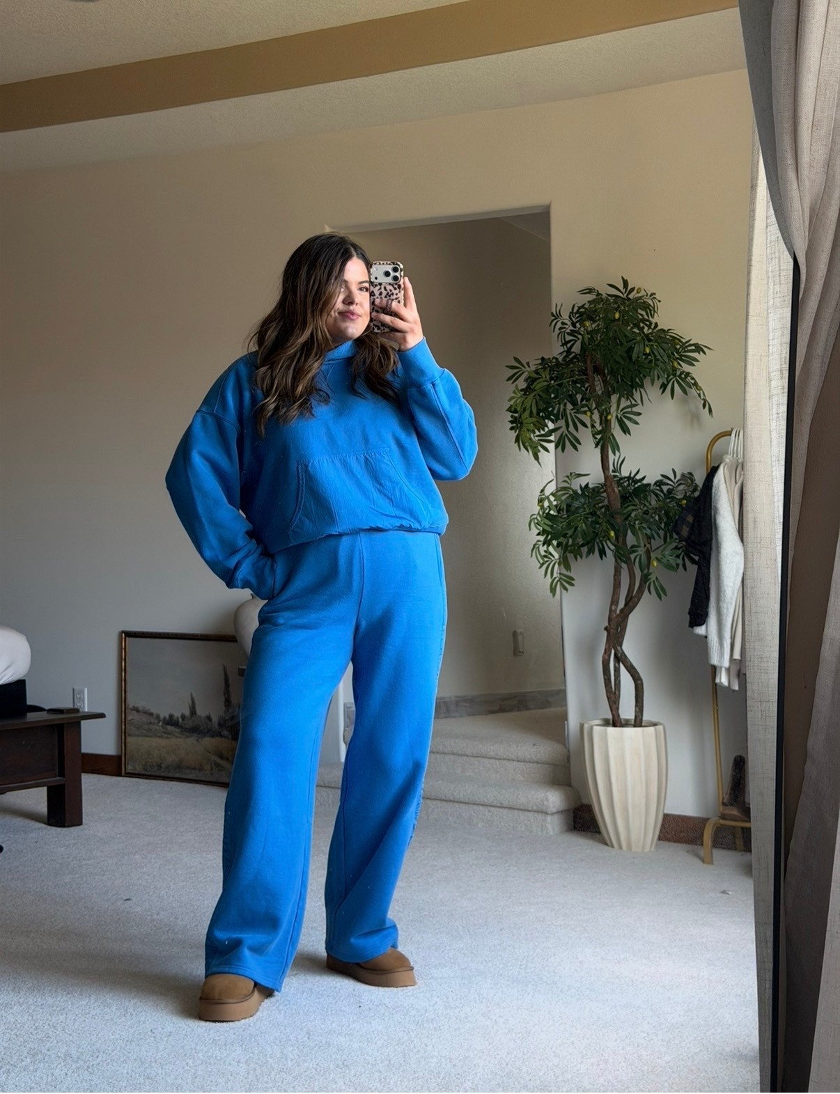 For my midsize girls who like that oversized fit but don’t want to look bulky! All of these from our fave @aerie 🤍

Say ‘need’ or ‘ootd’ for details & save for casual midsize & mom friendly outfit ideas 🫶🏼

