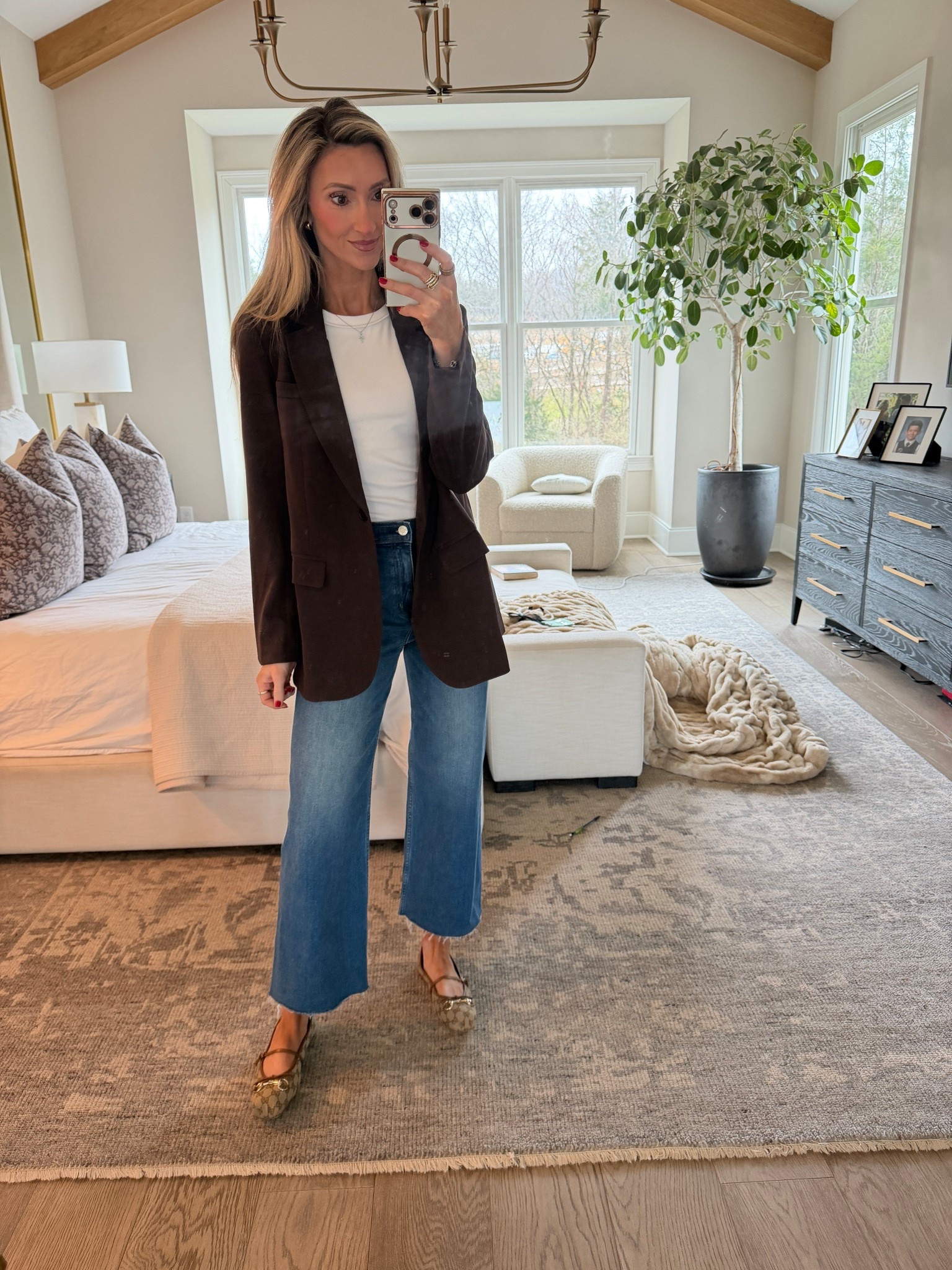 What I wore to parent teacher conference. I fear I have fallen in love with pistola denim 🤭I’m 5’7 size 27

@gucci 
@Pistola Denim 
@Sephora 

#LTKdayinmylife #LTKgrwm #LTKSpringSale