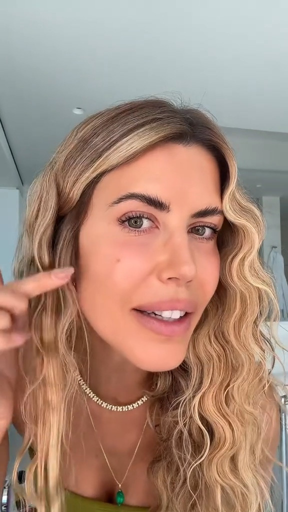 This Glow shot is a game changer ✨

#LTKStyleTip #LTKBeauty #LTKActive