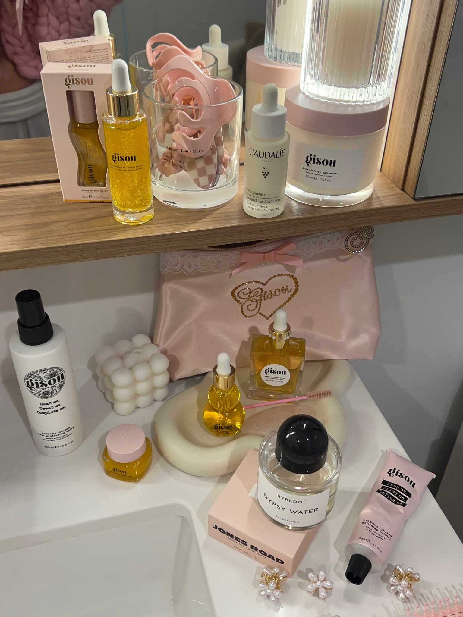 get ready with me 🤍 using my fav Gisou  products! 

#LTKMostLoved #LTKbeauty