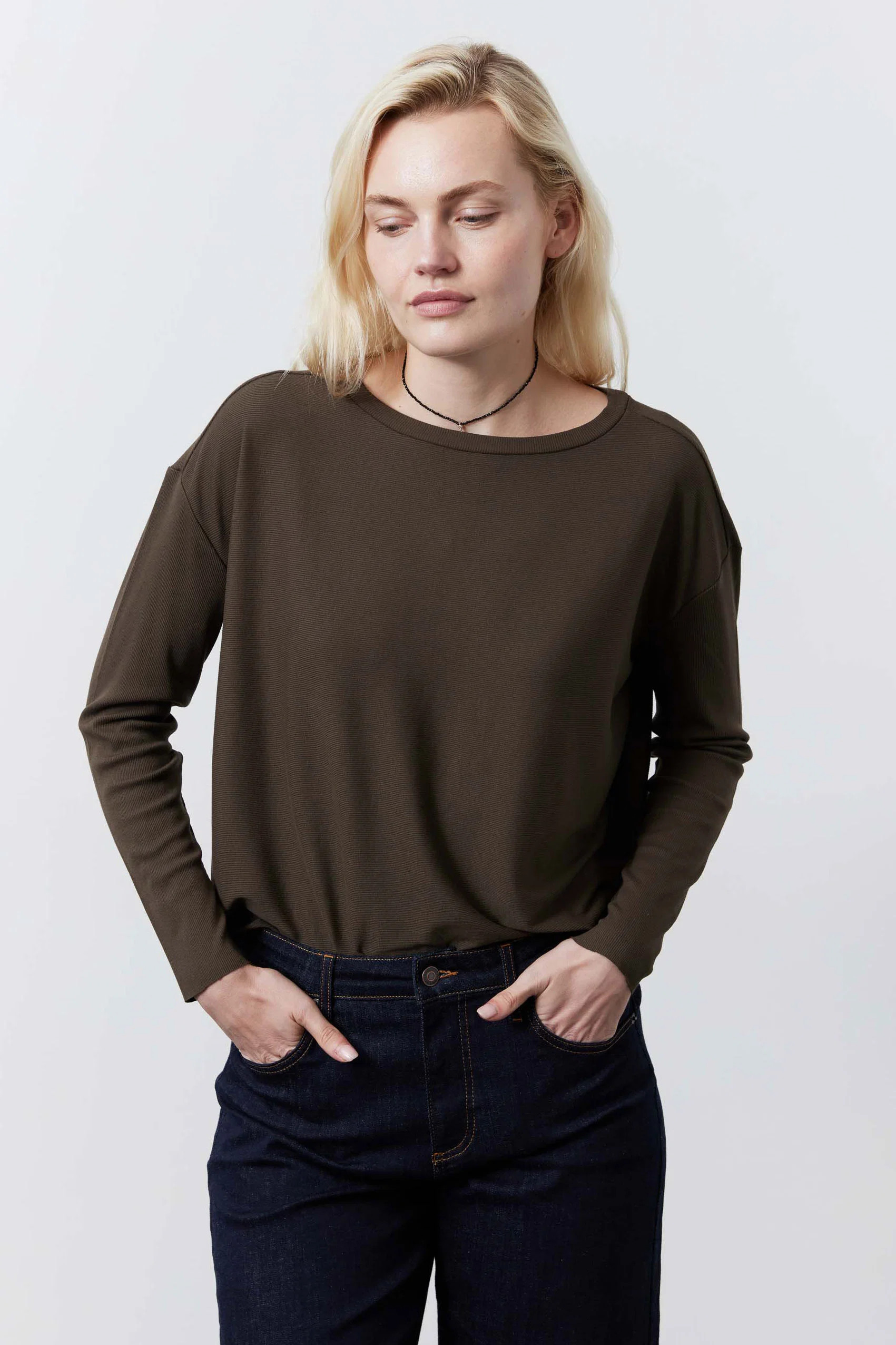 Essential Top With Buttons In The Back | Ruti