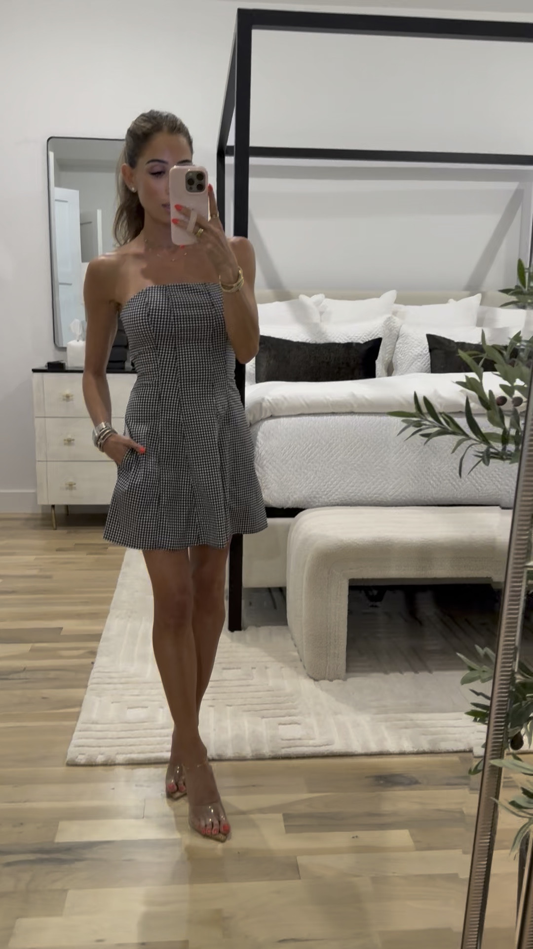 Trending strapless gingham dress size xxsp spring dress spring outfit 

#LTKPetite #LTKSaleAlert