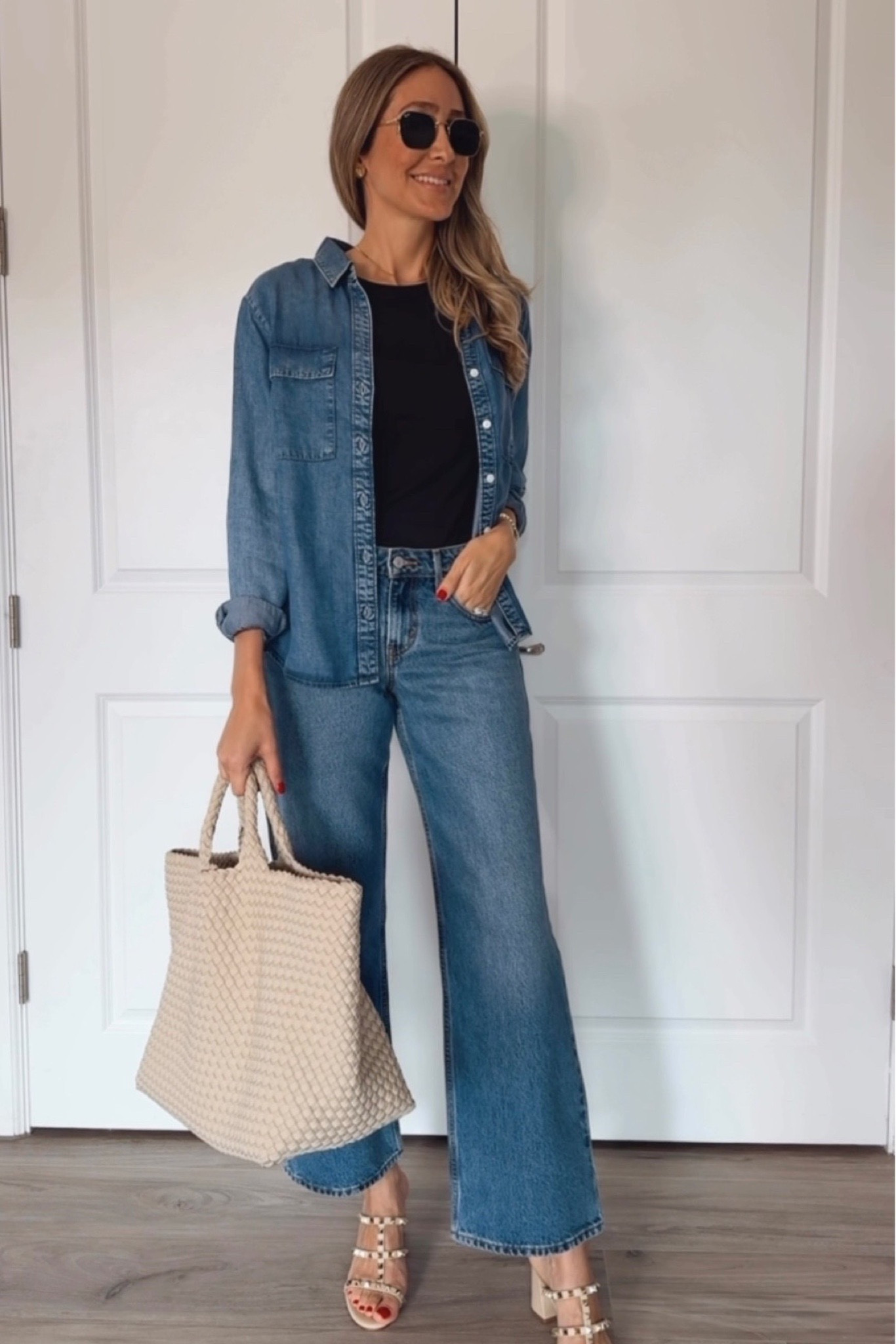 

Casual, to going out, there are many ways to style my Levi’s. They are flattering, have a beautiful wash, and fit true to size 27. 



#LTKStyleTip #LTKU #LTKSeasonal