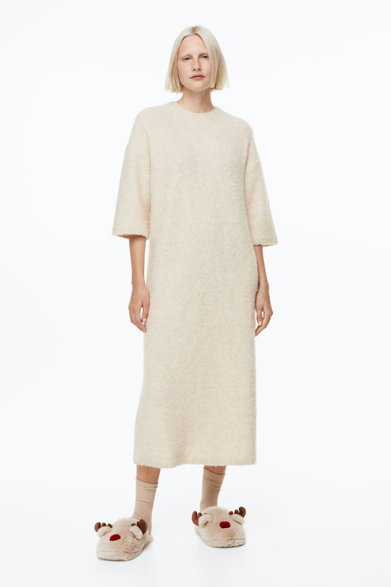 Zapatillas de casa con diseño de reno | H&M (FR, IT, ES, PT, BE)