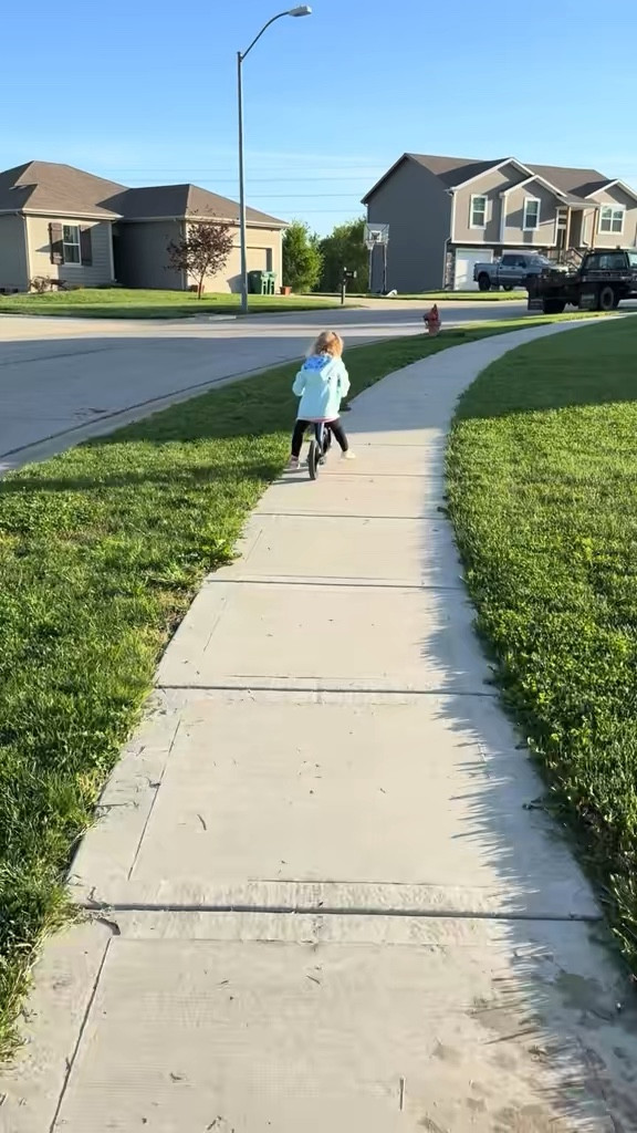 We went out for a simple bike ride… and ended up saving worms 🥹

But this little bike? It’s the reason we’re outside way more.

Lightweight, easy for them to handle, and builds confidence SO fast — no pedals, no frustration.

If you’re in that “what bike do I even get them?” stage… this is it. 💙

#LTKdayinmylife #LTKmomlife #LTKKids