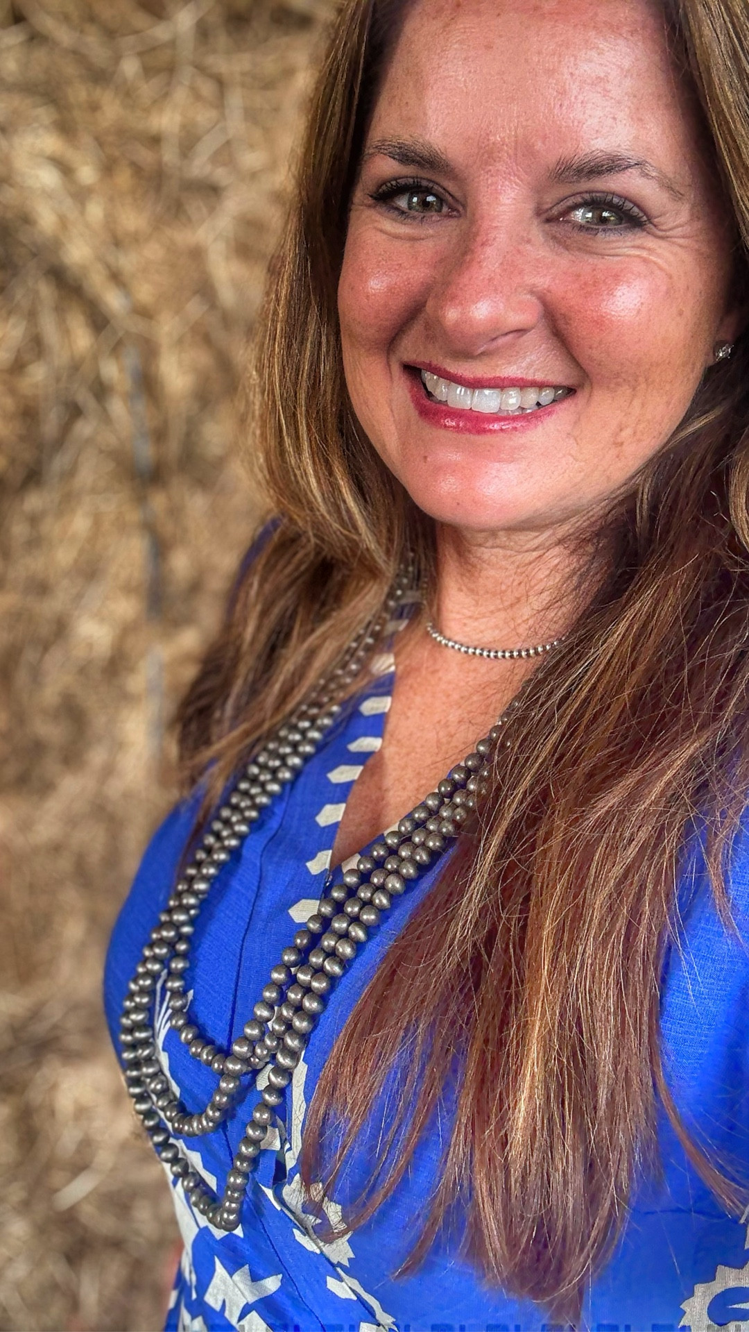 Love the color and fit of this dress!  This summer, I have worn the short sleeve version in two different colors. Love these sleeves for fall and the added insurance of a snap right where you need it on the bodice.  Comes in lots of colors. I’m wearing a medium. 💙💙

#LTKautumn #LTKFindsUnder50 #LTKOver40