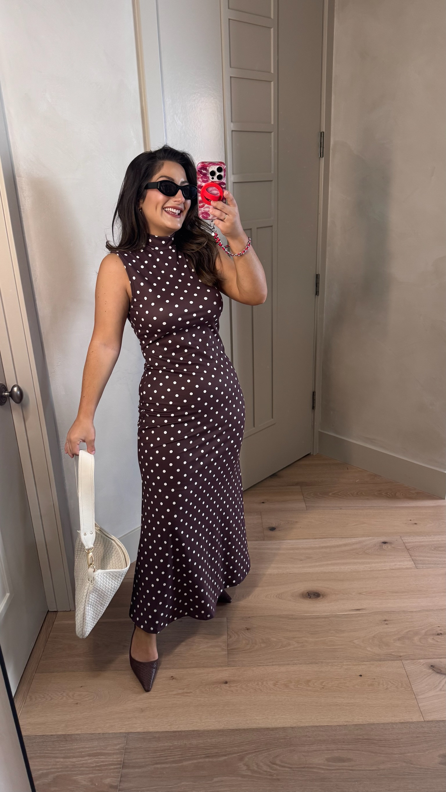 Chic polka dot dress! 
Size small 

5'0" 140lbs

Petite friendly!

#LTKPetite #LTKootd #LTKTravel