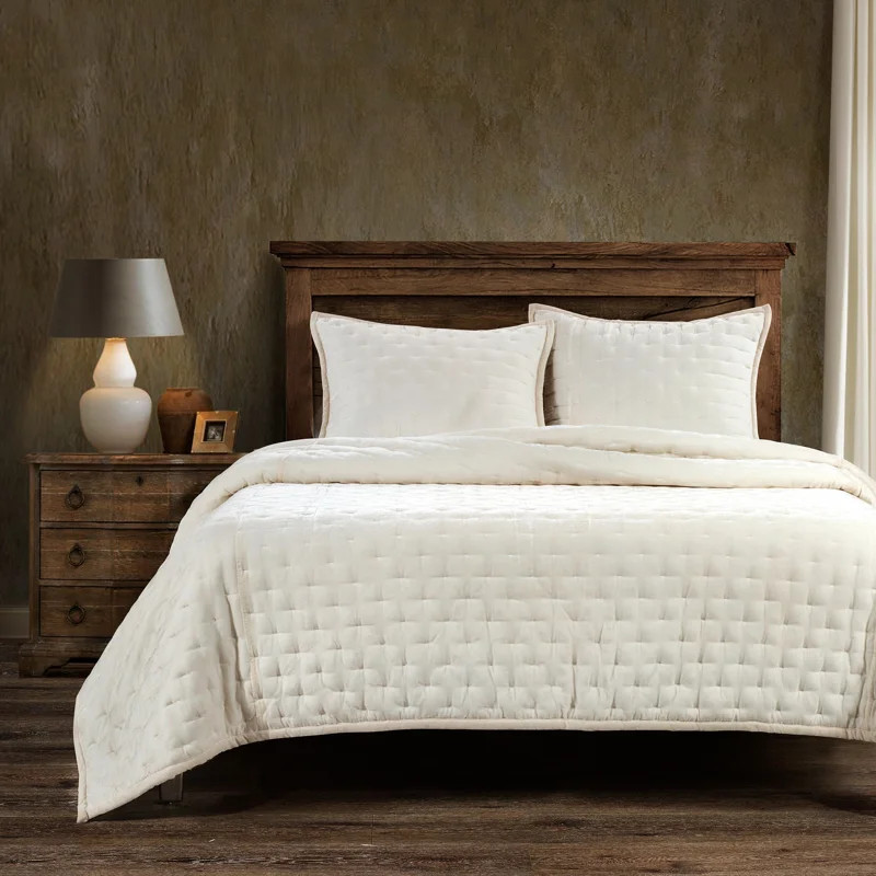 Stella Solid Color Faux Silk Velvet Romantic Western 1 Piece Quilt | Wayfair North America