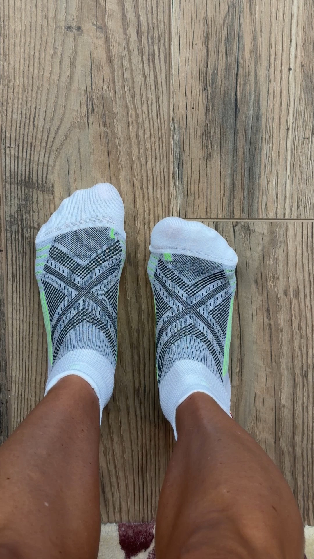 The best ankle and arch supporting socks!

#LTKActive #LTKOver40 #LTKdayinmylife