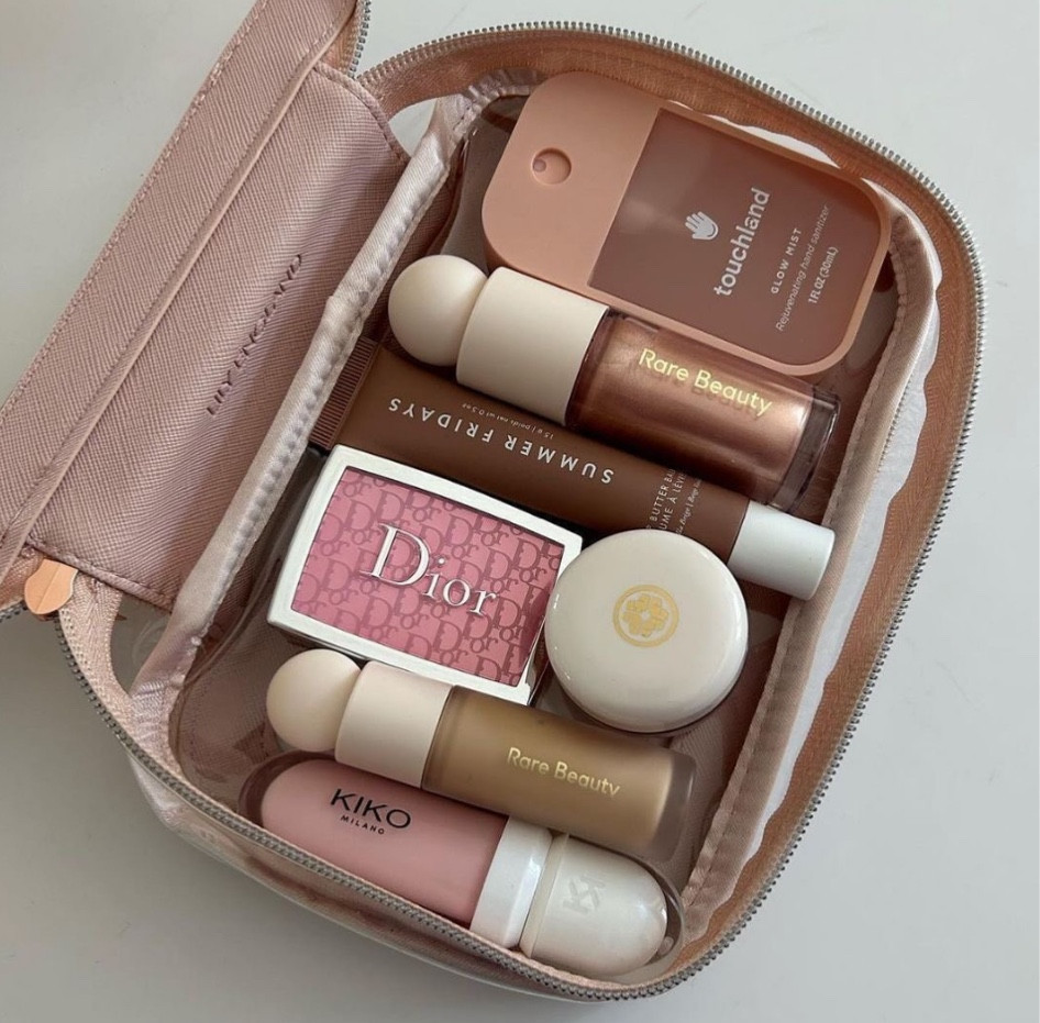 #Makeup Sale going on now!! ✨

#LTKItBag #LTKSaleAlert #LTKBeauty