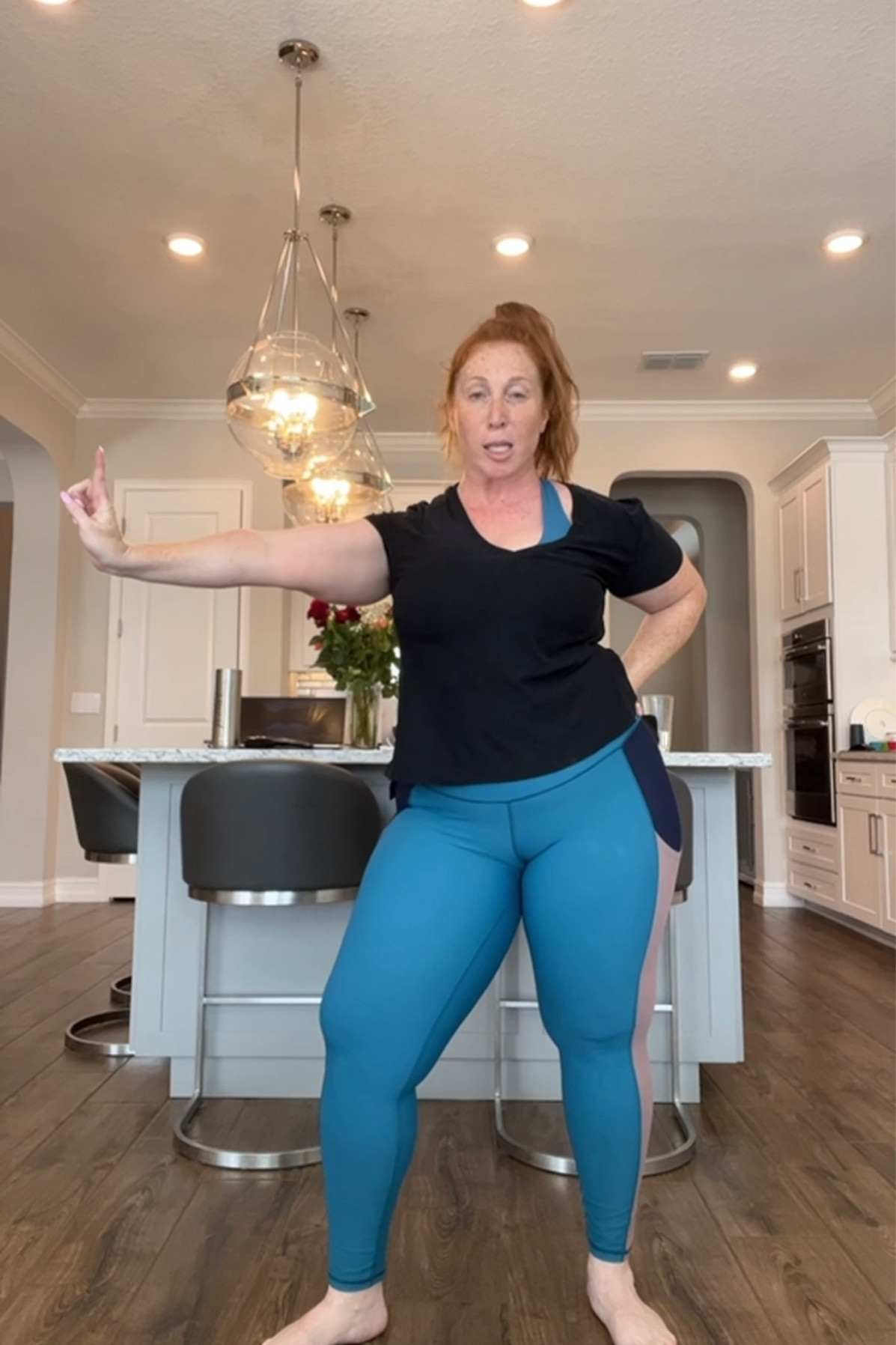 I do love me some Third Love Kinetic Impact brad and leggings! Top is a 36 F and leggings are 1x

#LTKfit #LTKcurves