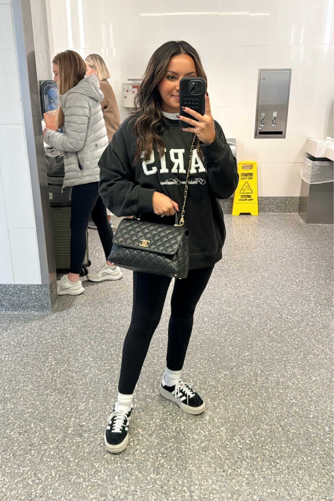 See you in London!
Sweatshirt size medium - sized up for a roomy fit 
White tee - old, similar linked
Leggings size 6 - I size up two sizes in these!
Sneakers size 5.5 - run big so I sized down a whole size 

Travel outfit 
Airport outfit 
Fall outfit 
Fall fashion 
London outfit 
Europe trip 

Honey sweet petite 
Honeysweetpetite 

#LTKStyleTip #LTKFindsUnder100 #LTKTravel