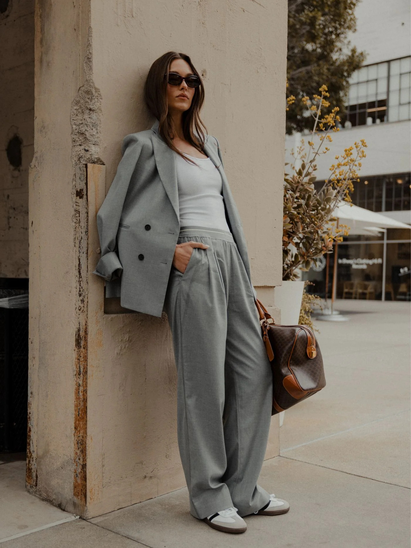 Soho Pull-on Trouser | Marine Navy Relaxed-fit | Cuts Clothing Inc.