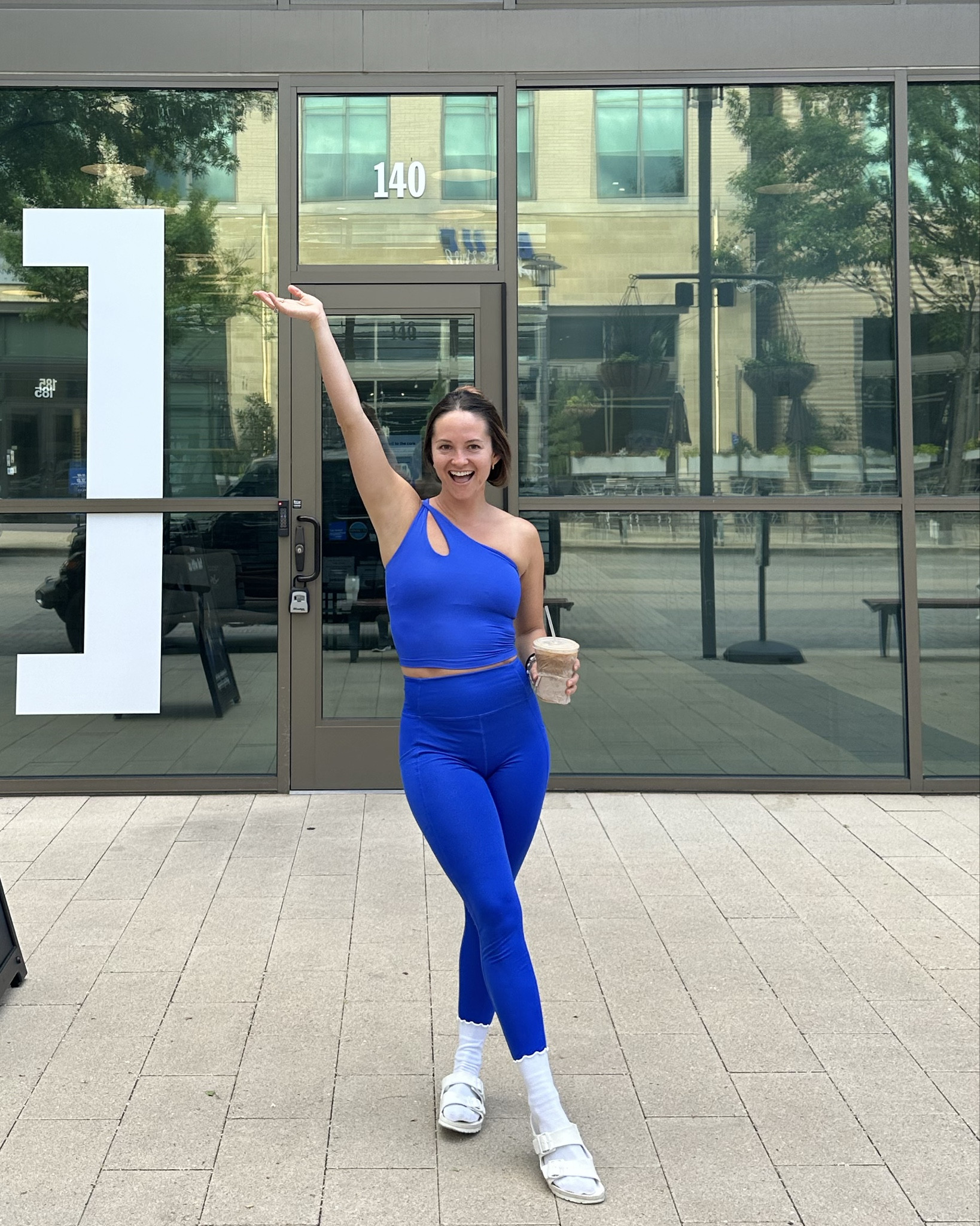 Matching with Solidcore today in this cute one shoulder blue set from Target. 

#Target #activewear #matchingset

#LTKxTarget #LTKfindsunder50

#LTKActive