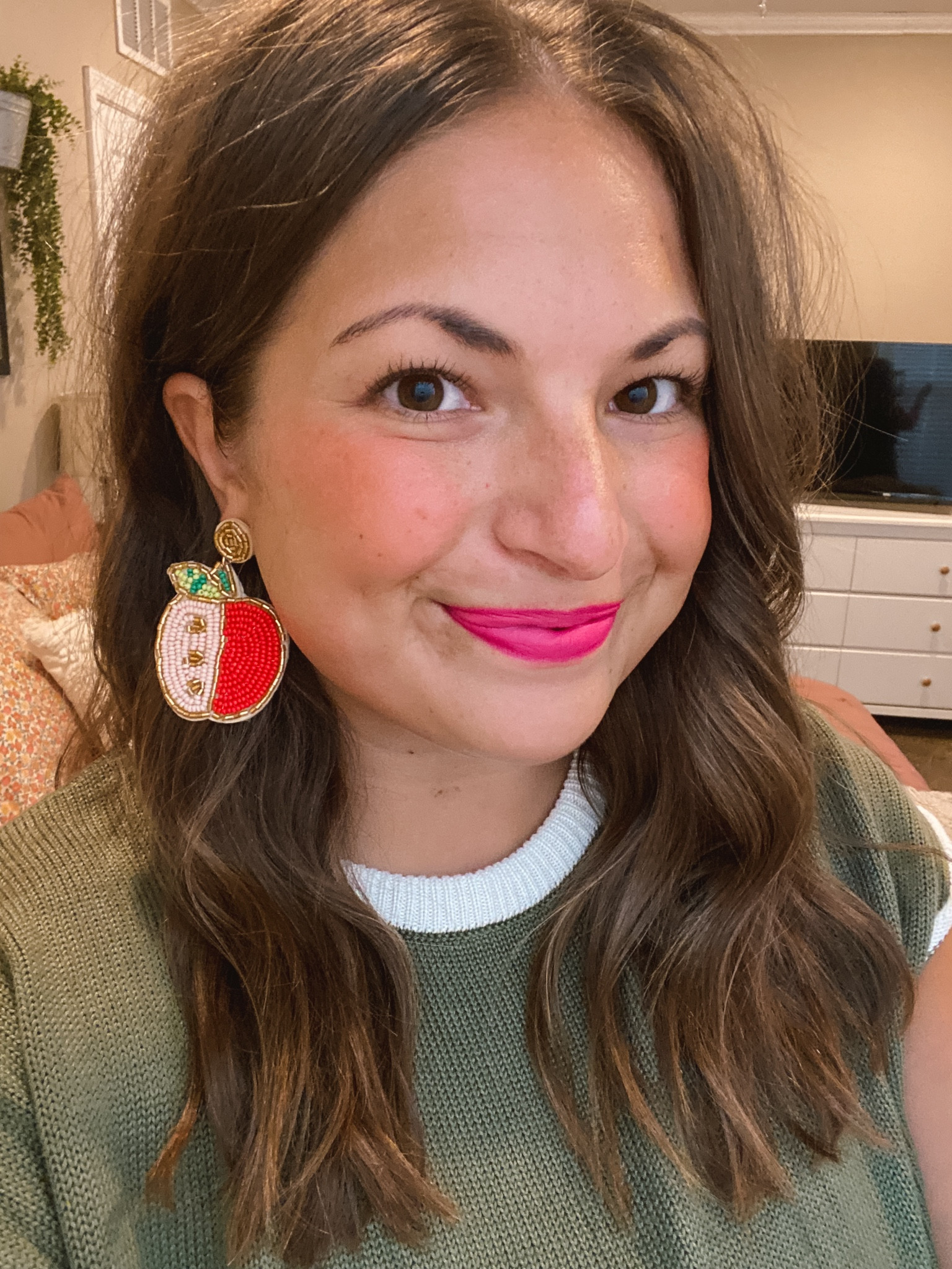 BIIIG earring girlie!!!

#LTKStyleTip #LTKFindsUnder100 #LTKFindsUnder50