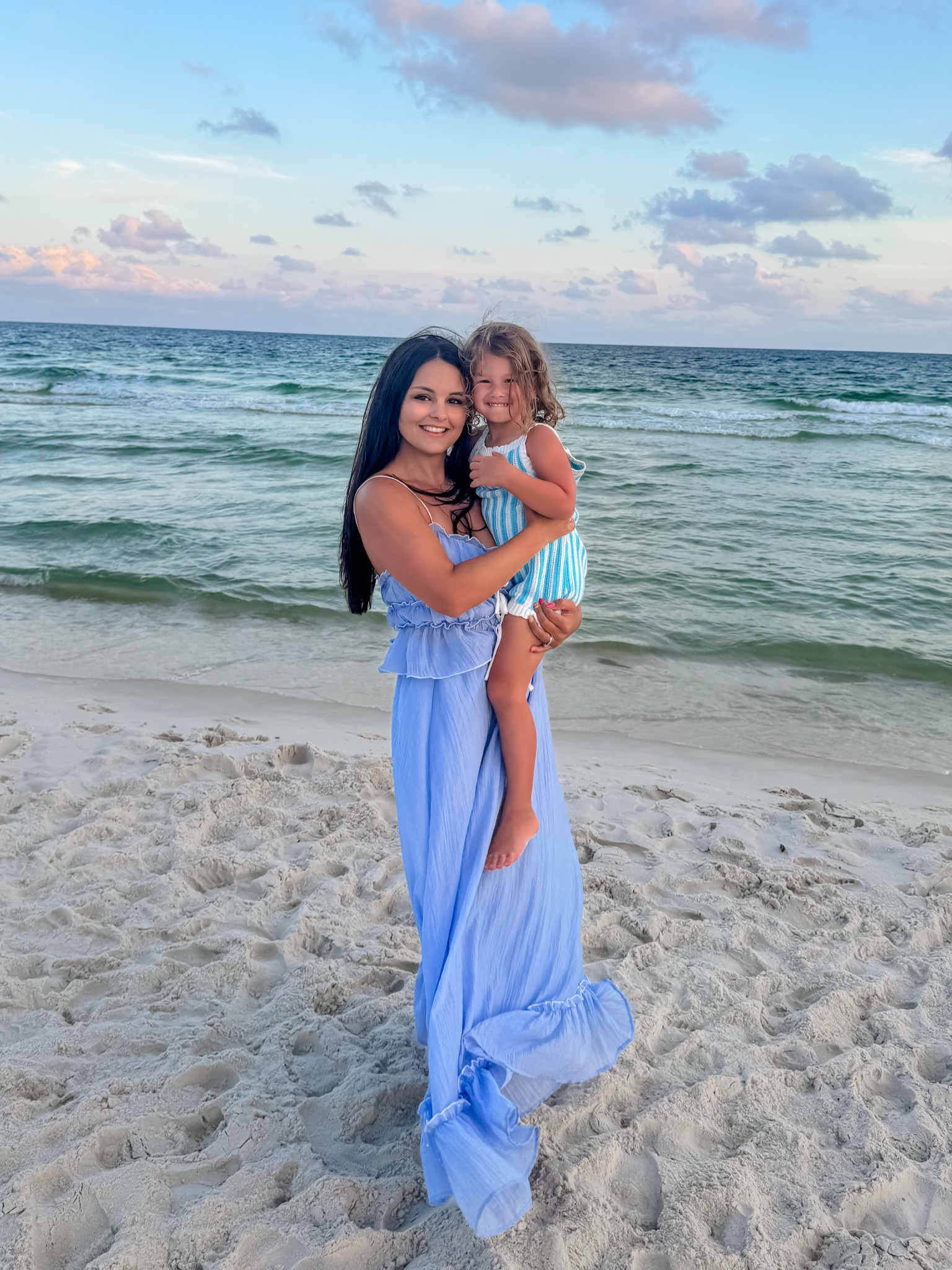 Perfect dress for pictures or vacation 

#LTKFamily #LTKSeasonal #LTKTravel