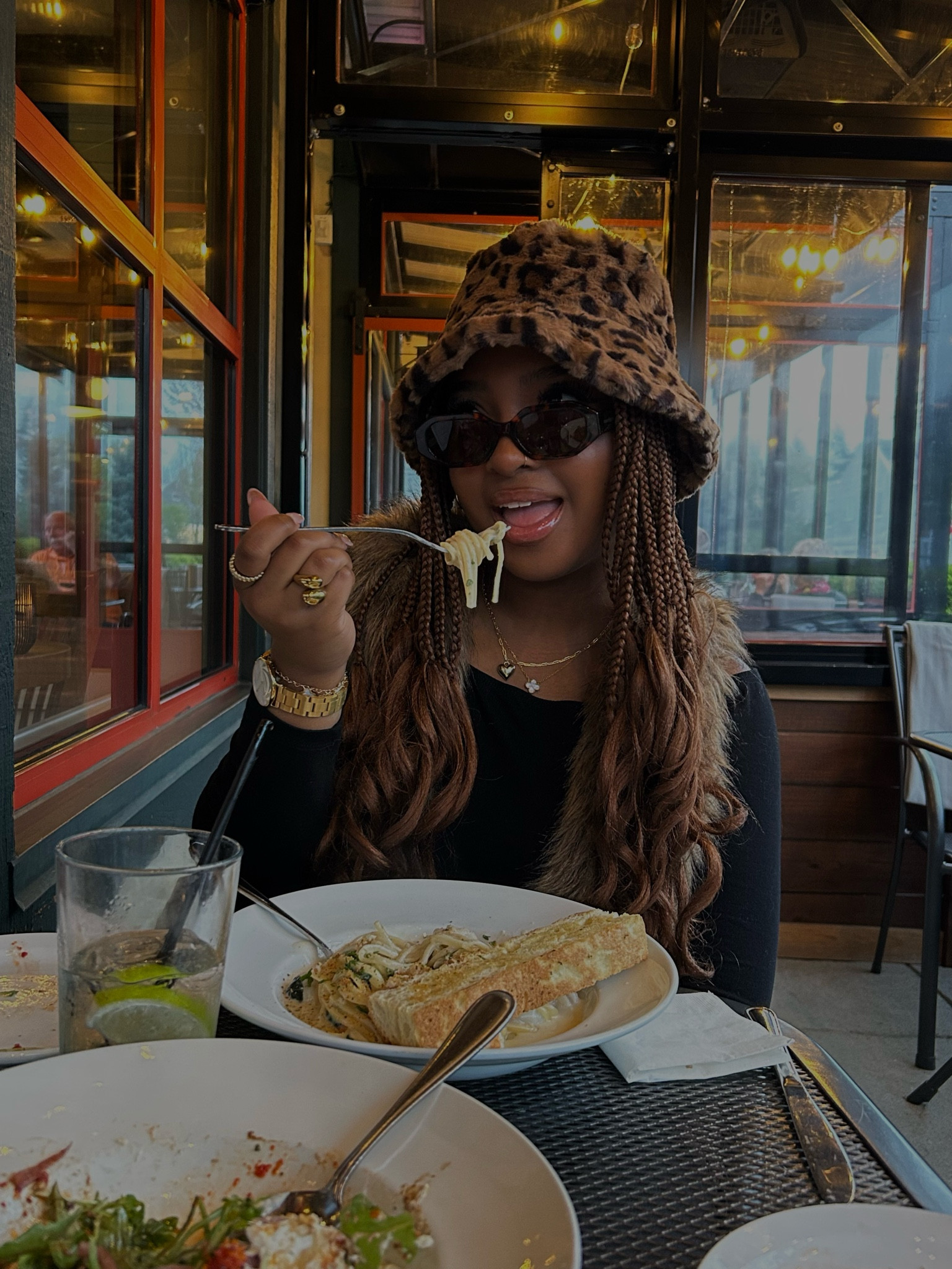 🐆🐆🐆

#LTKover50style #LTKstyletip #LTKcanada