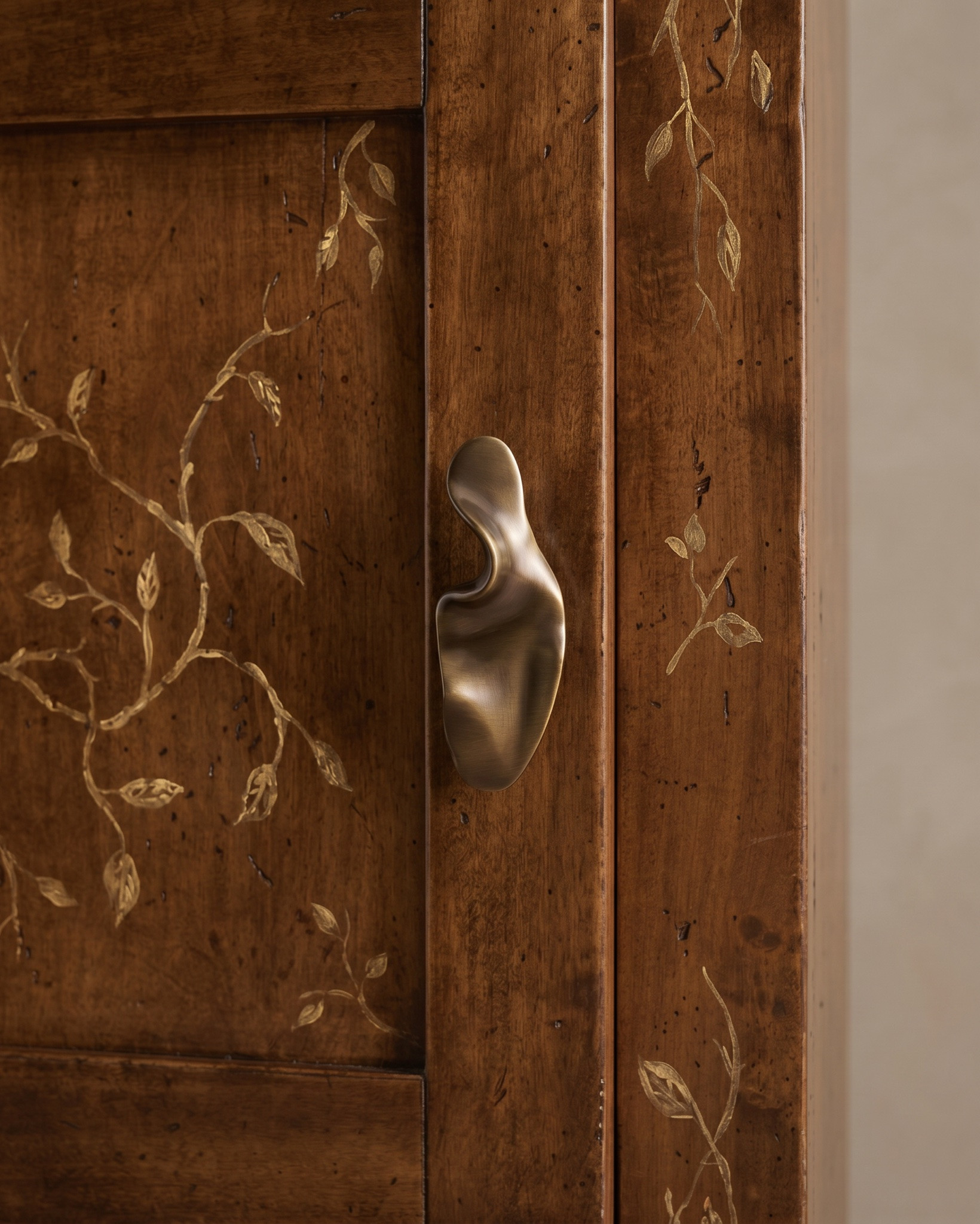 Shop the look:
- Marble handles
- Brass handles 
- Wood console
- Tables

#LTKhome #LTKsale #LTKstyletip