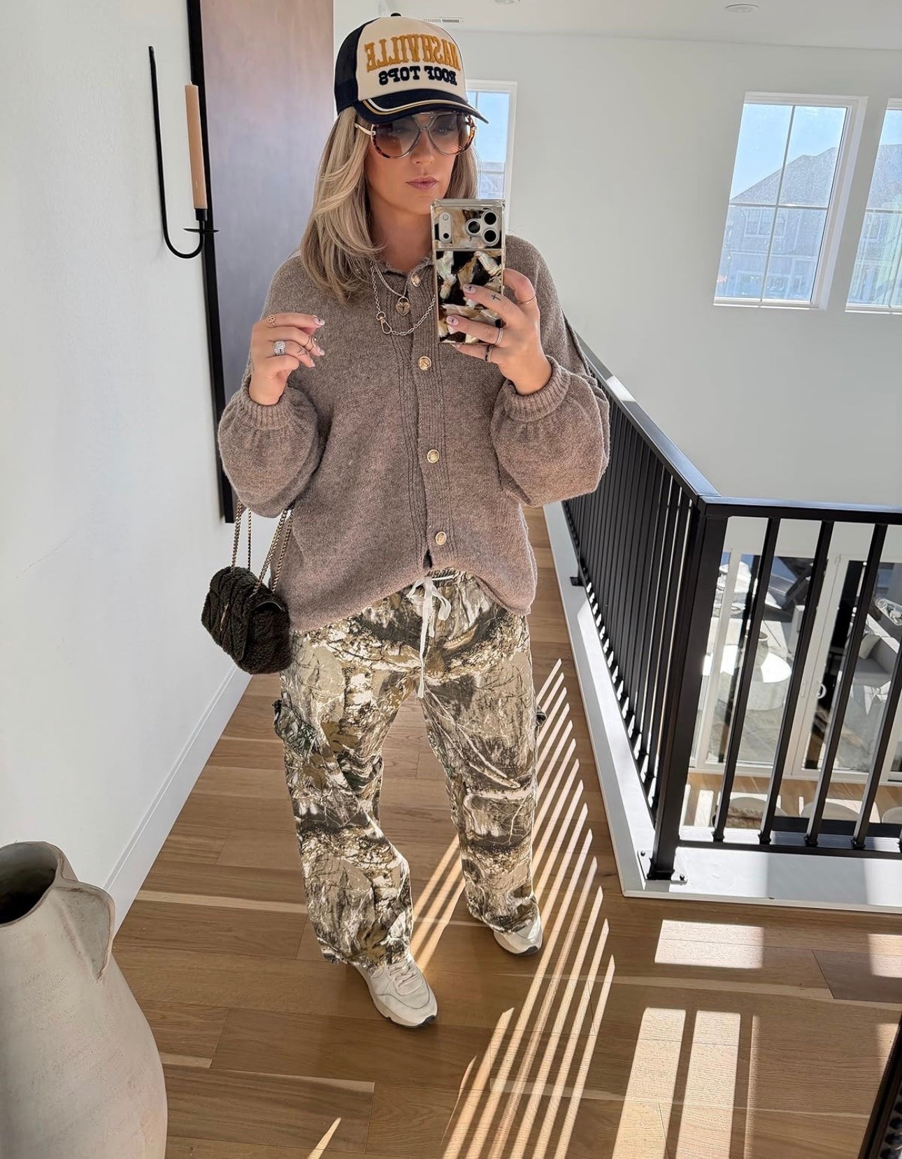 Camo pants. Casual outfit.

#LTKgrwm #LTKootd #LTKMidsize