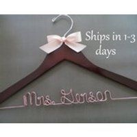 ROSE GOLD Wedding Hanger, Rose Gold Wire Bridal Hanger, Personalized Hanger, Bride Hanger, Wedding C | Etsy (US)