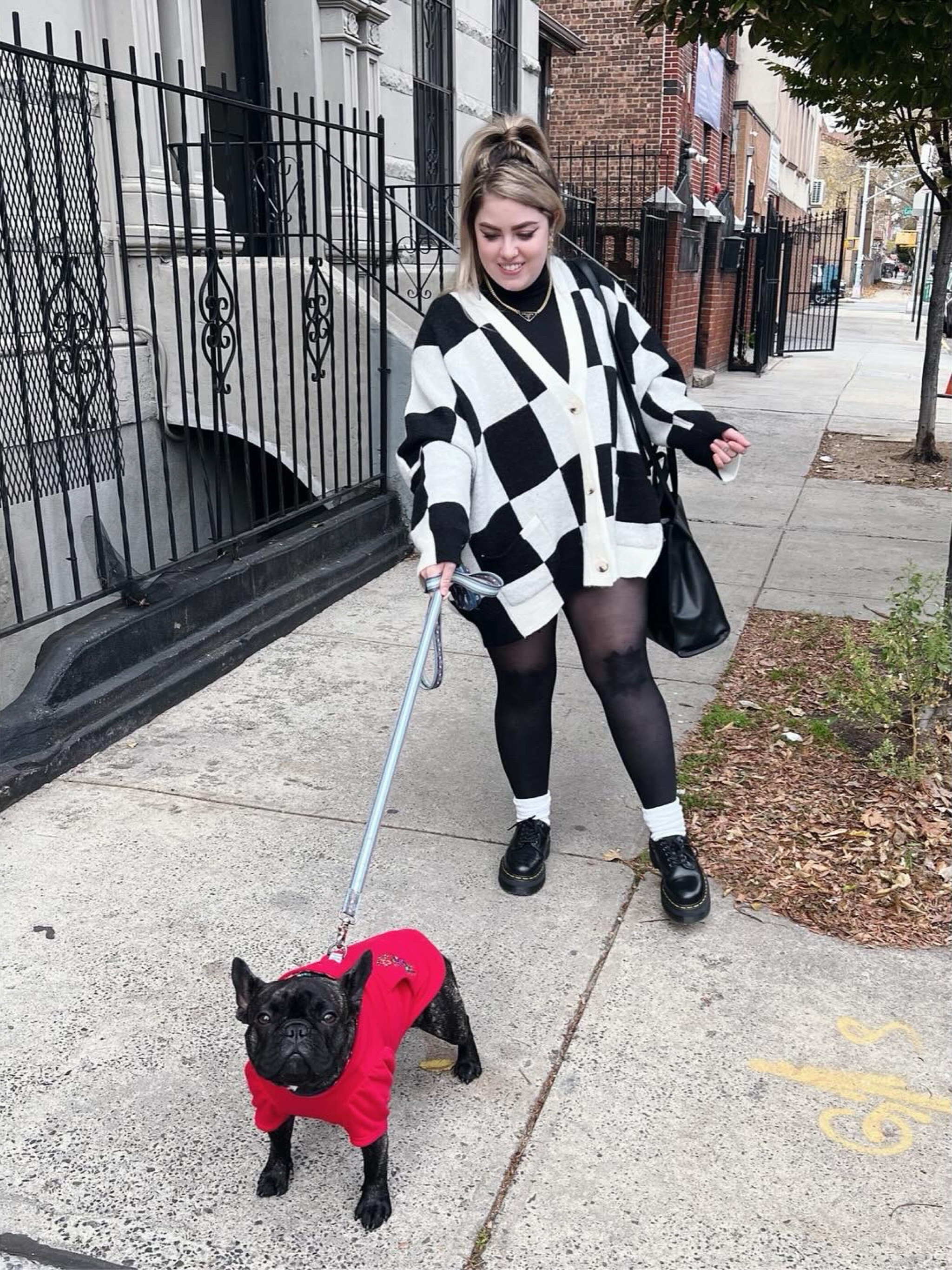 Outfit to go for a walk with Drusilla🖤

#LTKSeasonal #LTKmidsize #LTKstyletip