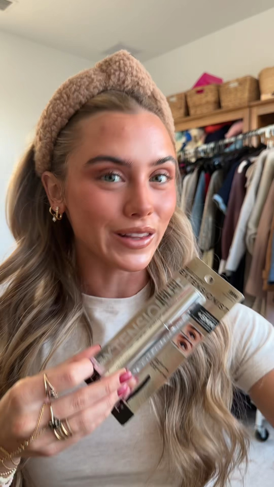 Shop L'Oreal Paris Extensionist Mascara for lashes so curled and extended they get +5MM closer to your brows. Extended length, volume and 24HR of sculpted curl.

#LTKBeauty #LTKgrwm #LTKselfcare