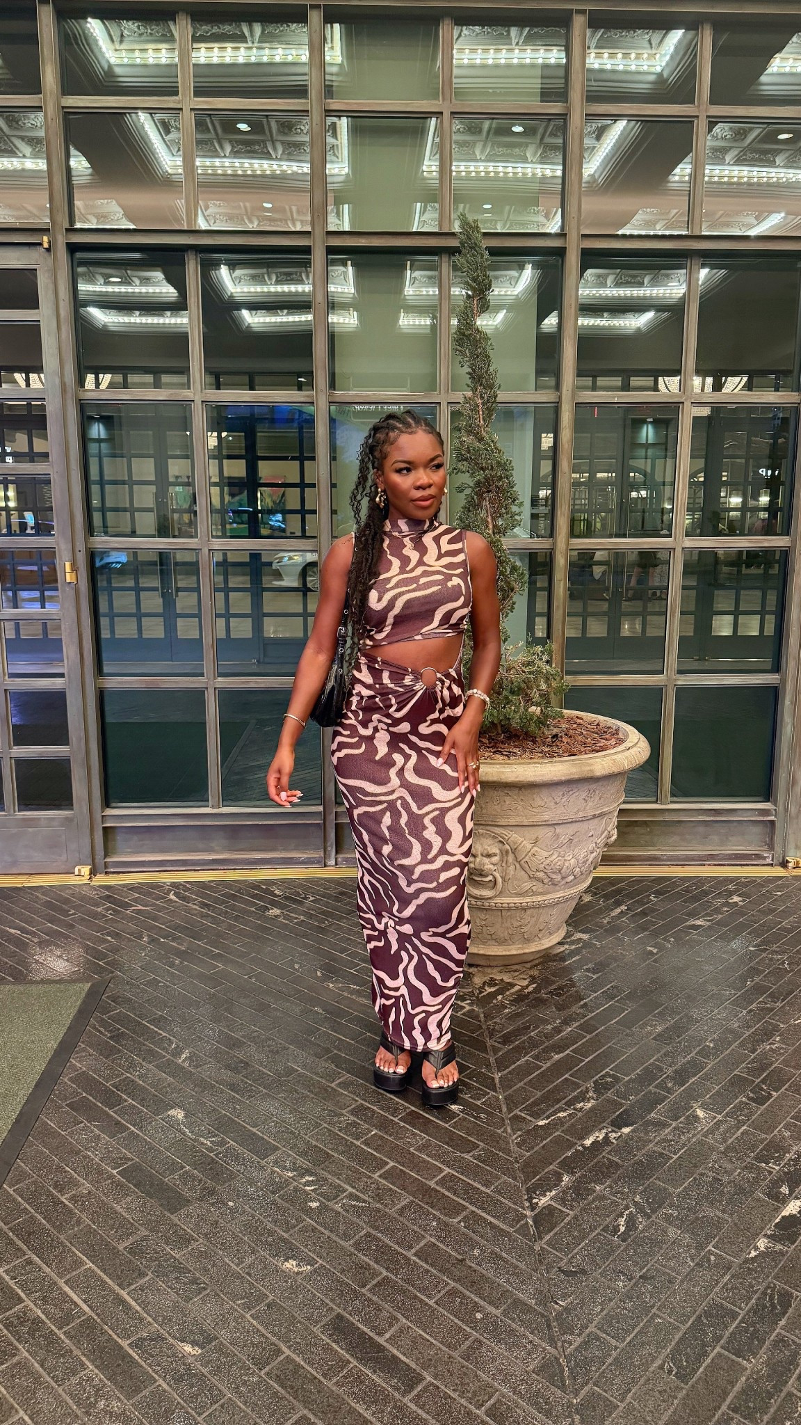 The sexiest brown print sleeveless maxi dress! #maxidress #dinnerdress #prettylittlething #sexydress 

#LTKFindsUnder50 #LTKSeasonal #LTKStyleTip