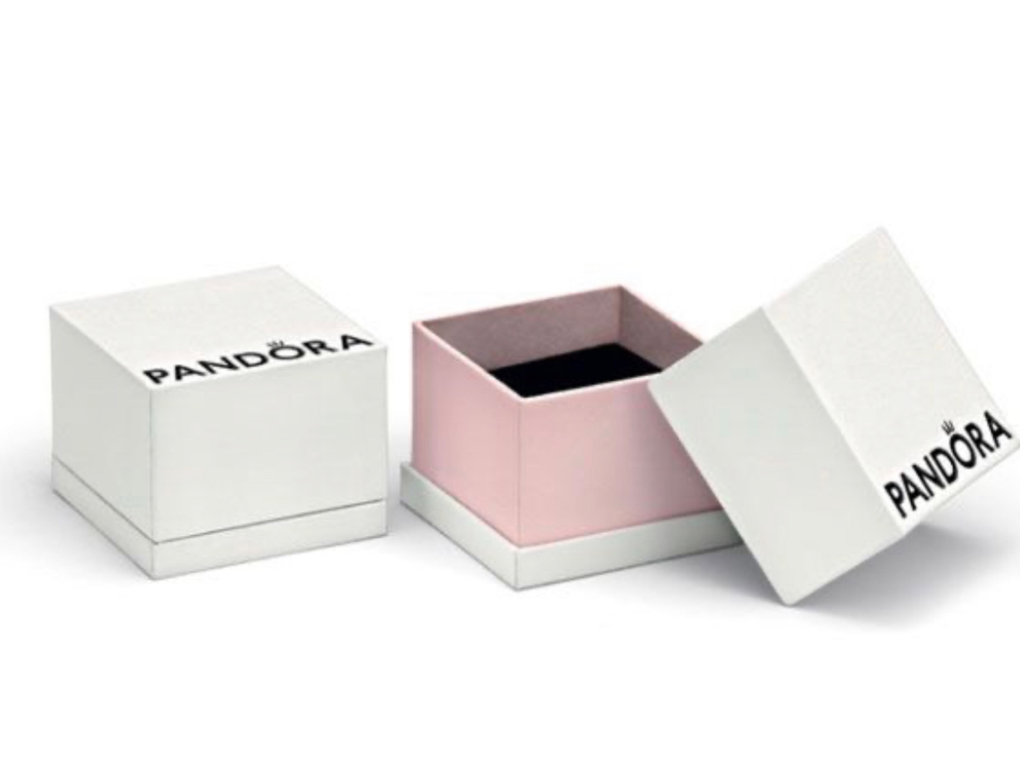 Uma seleção de opções Pandora para sua diversão ou presentear . 

#LTKCyberSaleIE #LTKGiftGuide #LTKHoliday